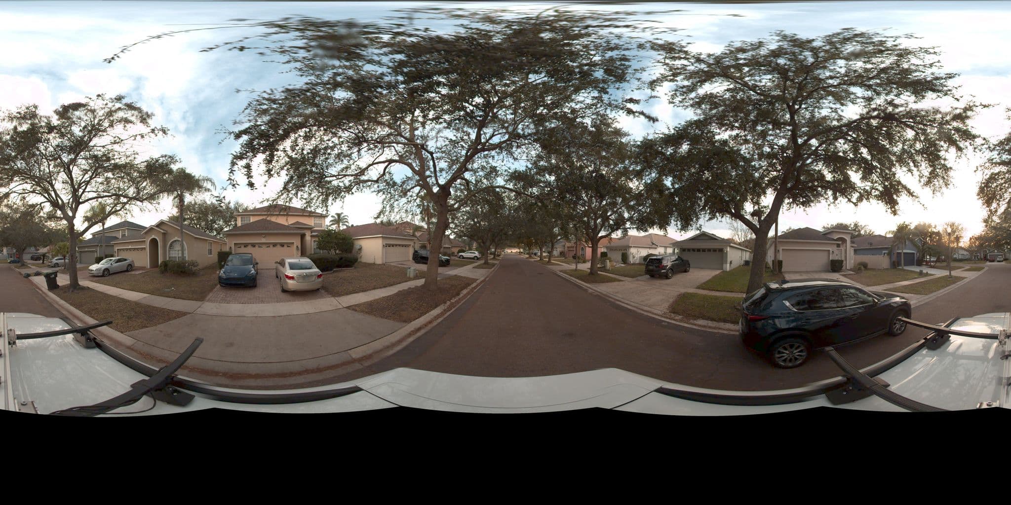 Street view near Harbour Lake 3022, Hunters Creek — © rking (CC BY-SA · Mapillary)