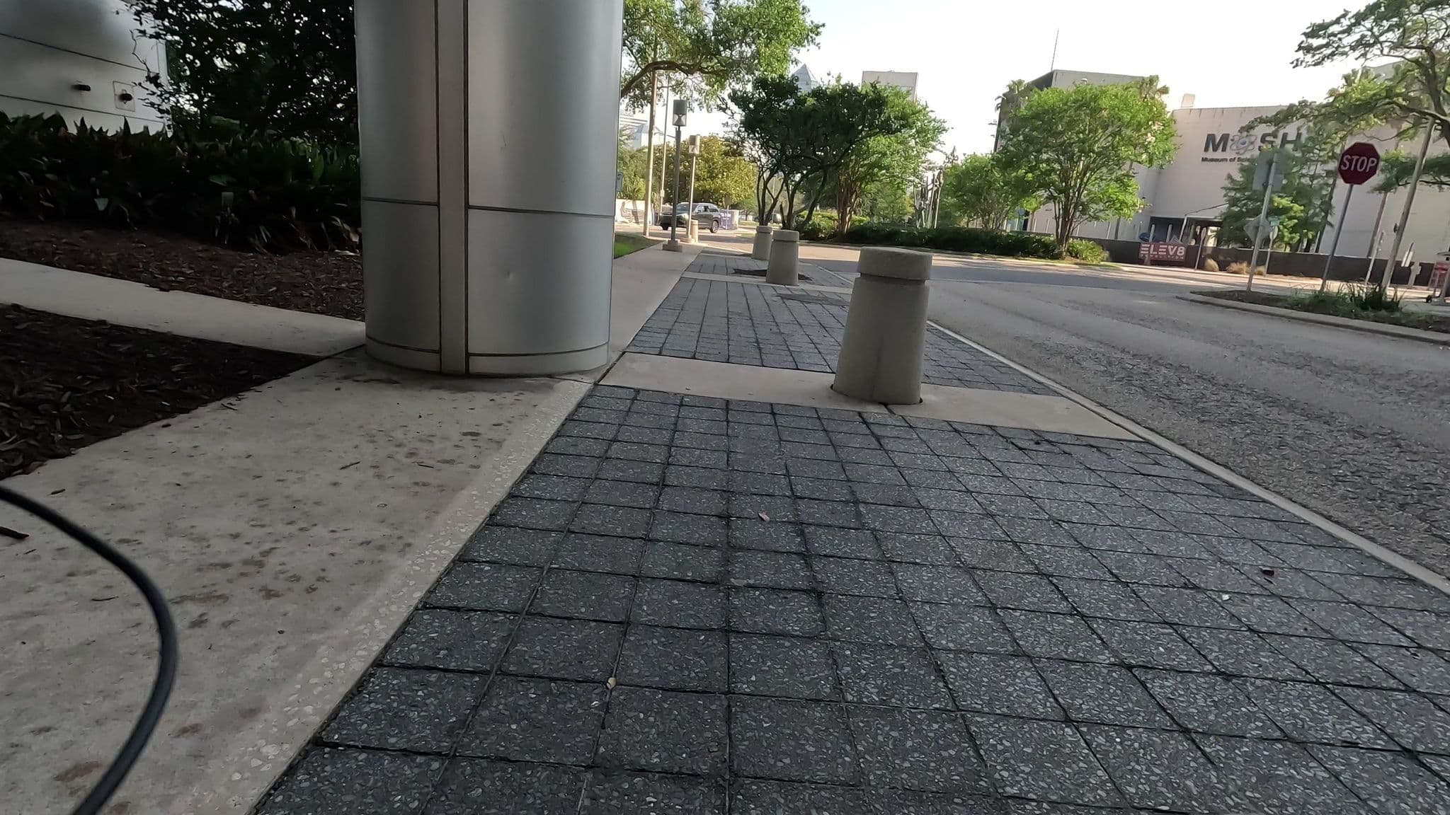 Street view near The Towers of Jacksonville, Jacksonville — © allen (CC BY-SA · Mapillary)