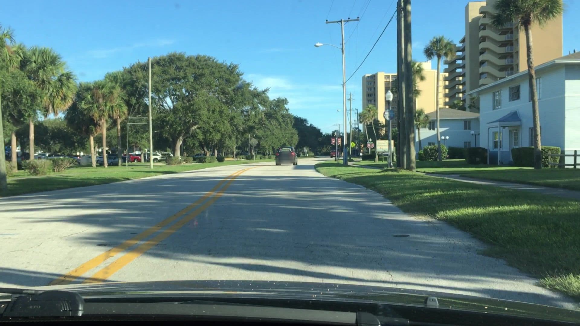 Street view near Perry's Room 224, Daytona Beach — © lvl5 (CC BY-SA · Mapillary)