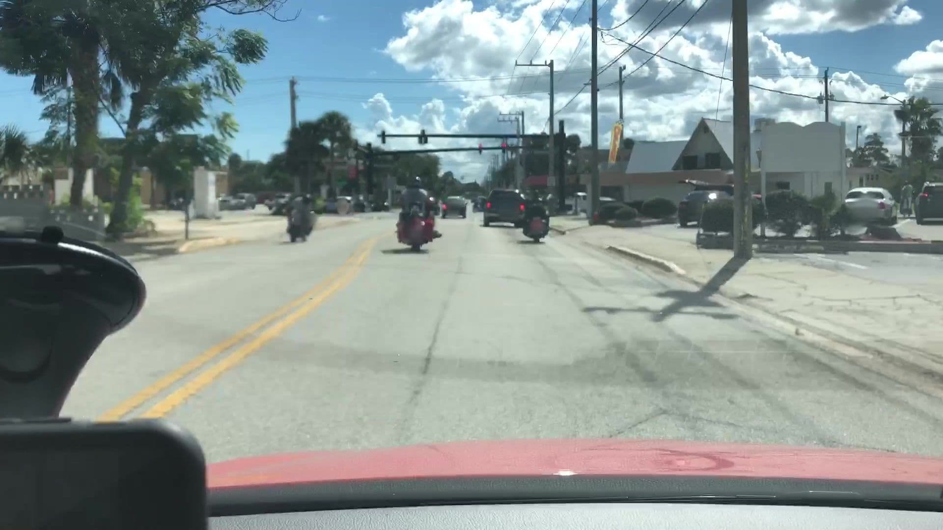 Street view near Vacation Grand Getaways, Daytona Beach — © lvl5 (CC BY-SA · Mapillary)