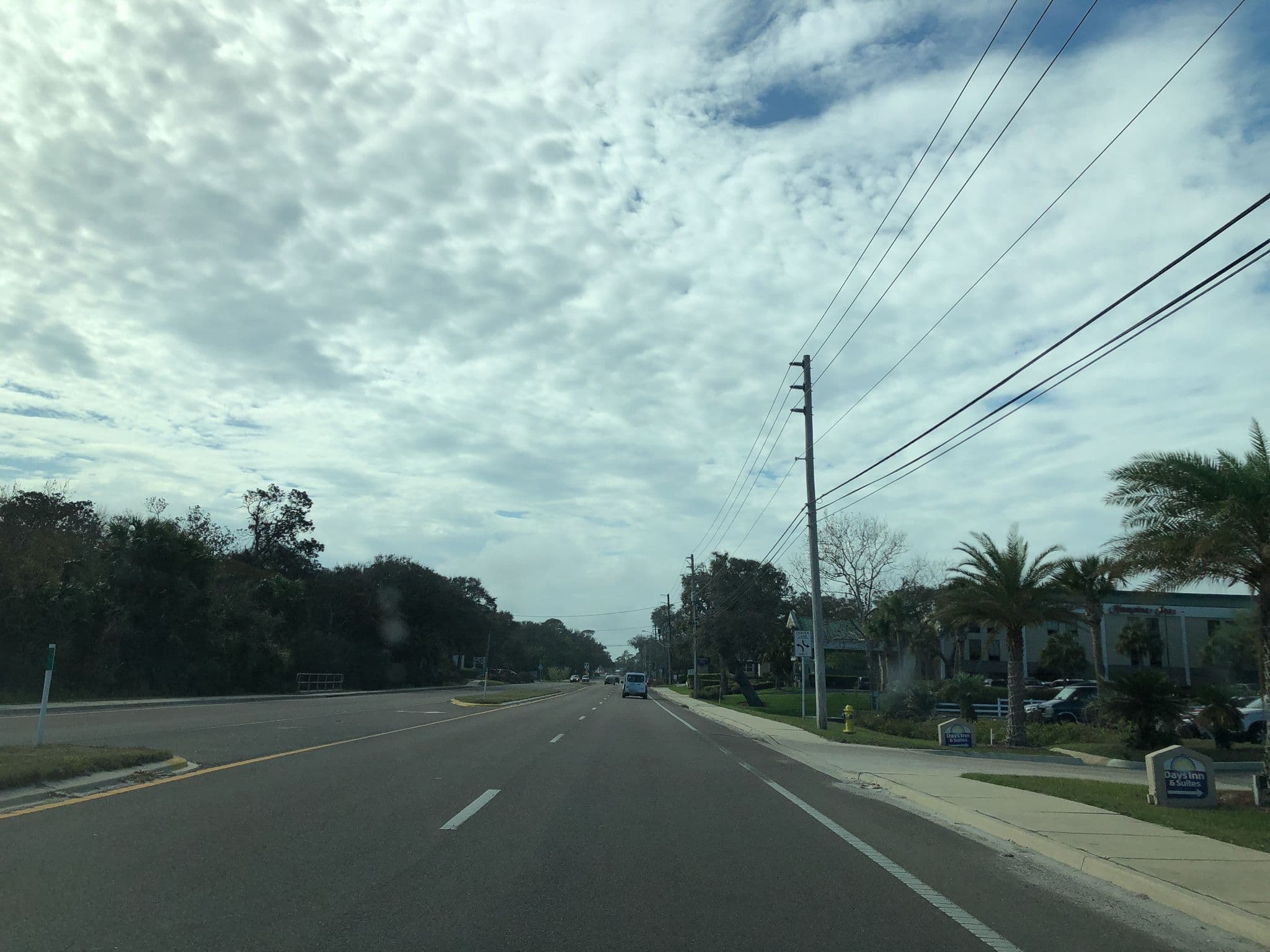 Street view near Ocean Coast Hotel, Fernandina Beach — © whatchamappin (CC BY-SA · Mapillary)