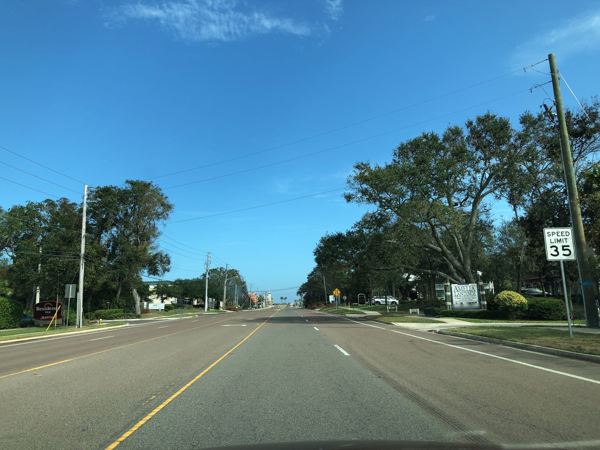 Street view near Residence Inn Swimming Pool, Fernandina Beach — © whatchamappin (CC BY-SA · Mapillary)