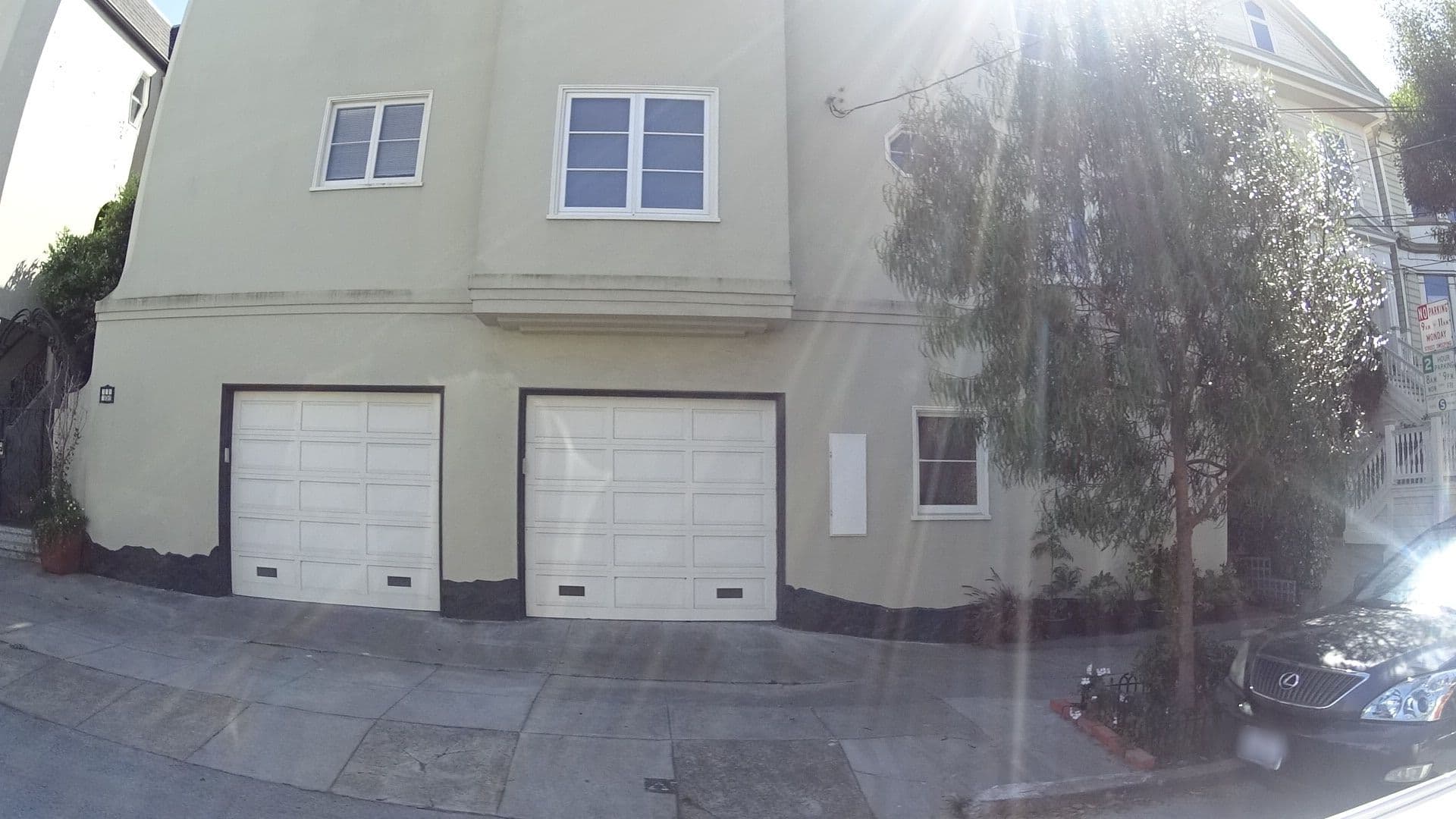 Street view near Oxford B&B, Mission District — © bhousel (CC BY-SA · Mapillary)