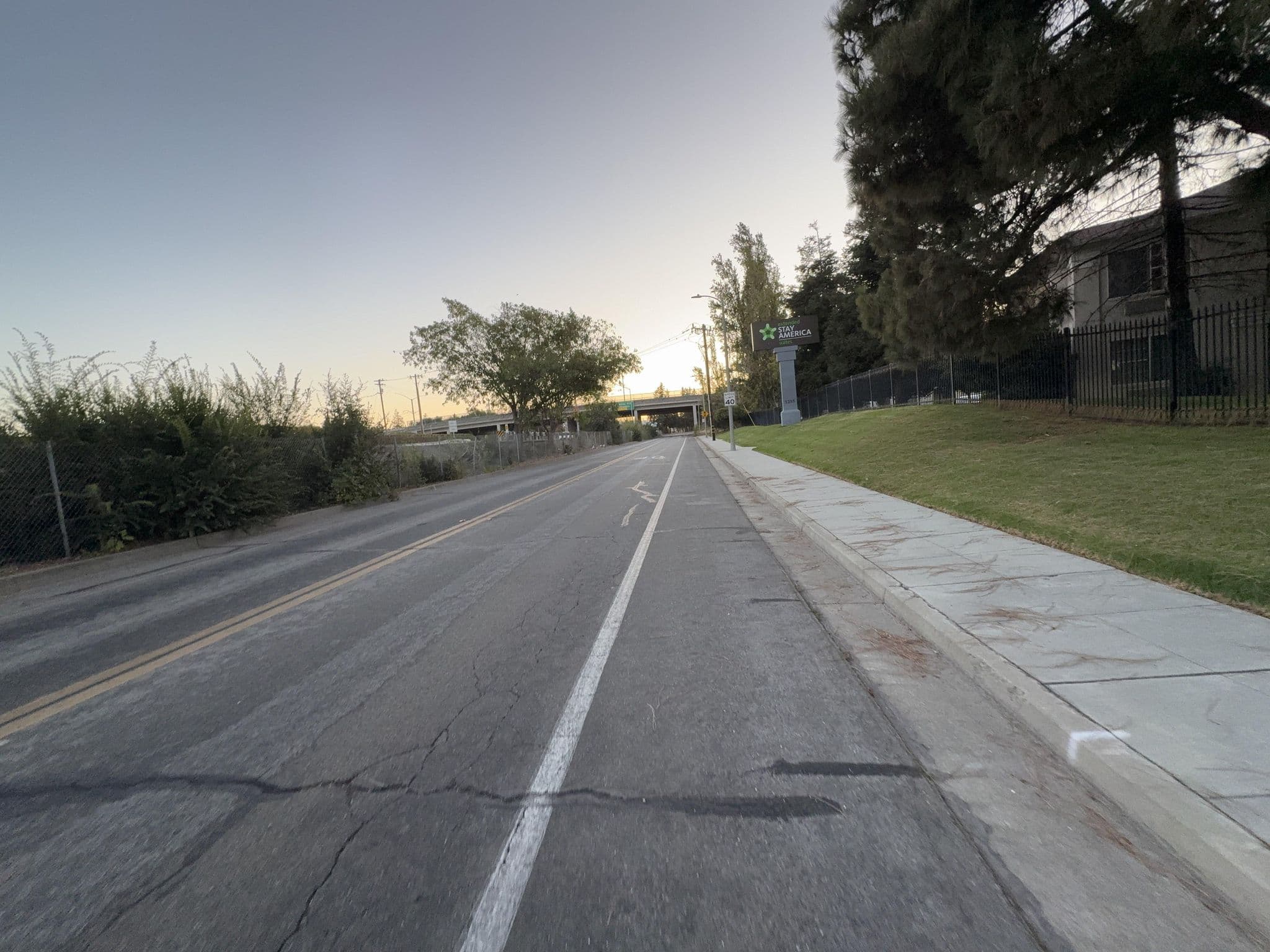 Street view near Extended Stay Hotels, Sunnyvale — © jeff1 (CC BY-SA · Mapillary)