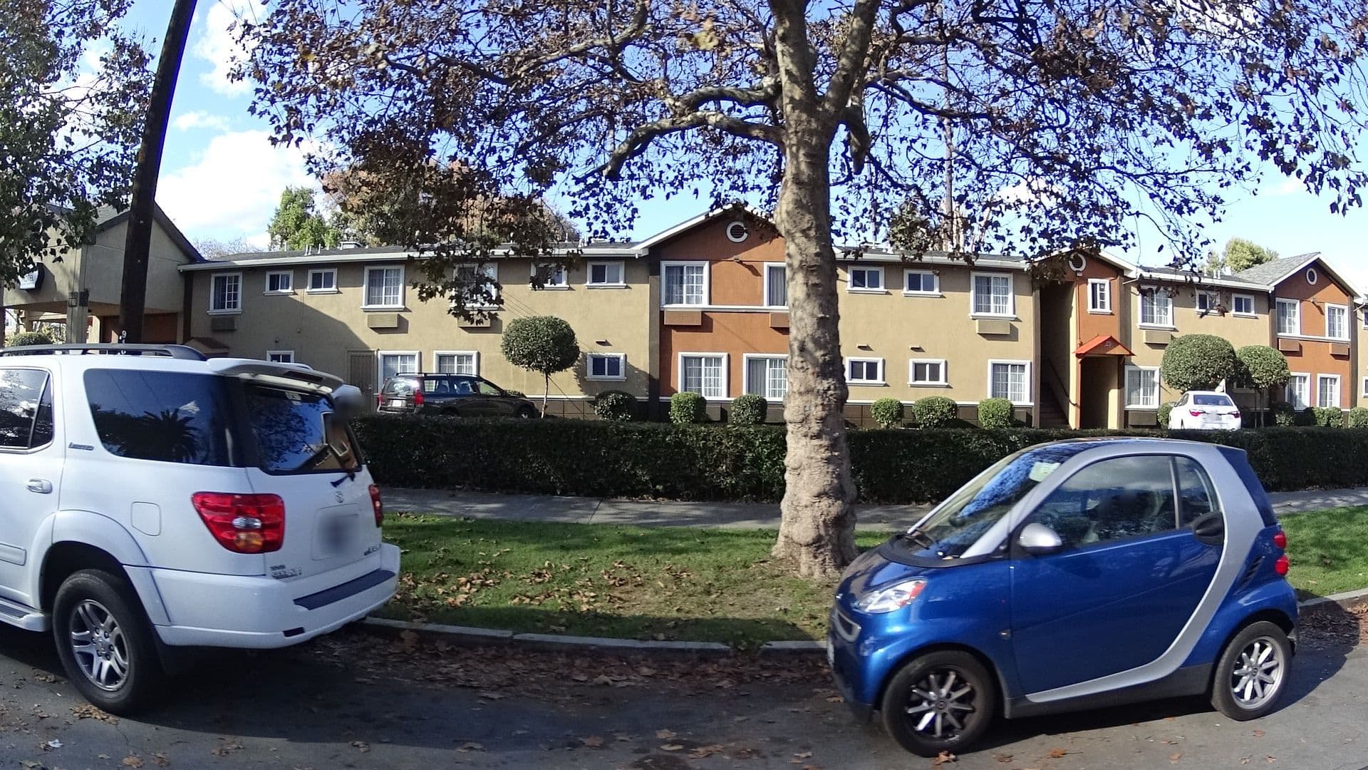 Street view near San Jose Inn, San Jose — © bhousel (CC BY-SA · Mapillary)