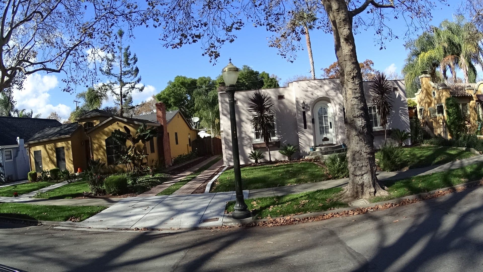 Street view near The Rock, San Jose — © bhousel (CC BY-SA · Mapillary)