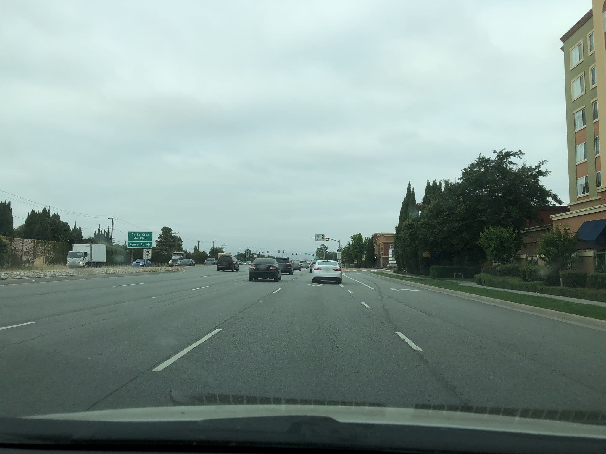 Street view near Hotel Sierra - Poolside, Santa Clara — © rippalkanda (CC BY-SA · Mapillary)