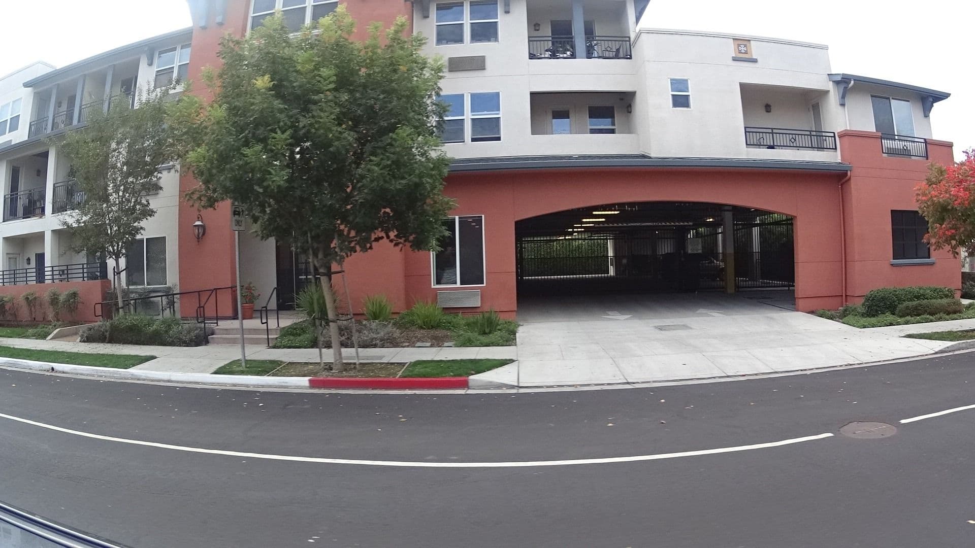 Street view near Belovida Santa Clara L P, Santa Clara — © bhousel (CC BY-SA · Mapillary)