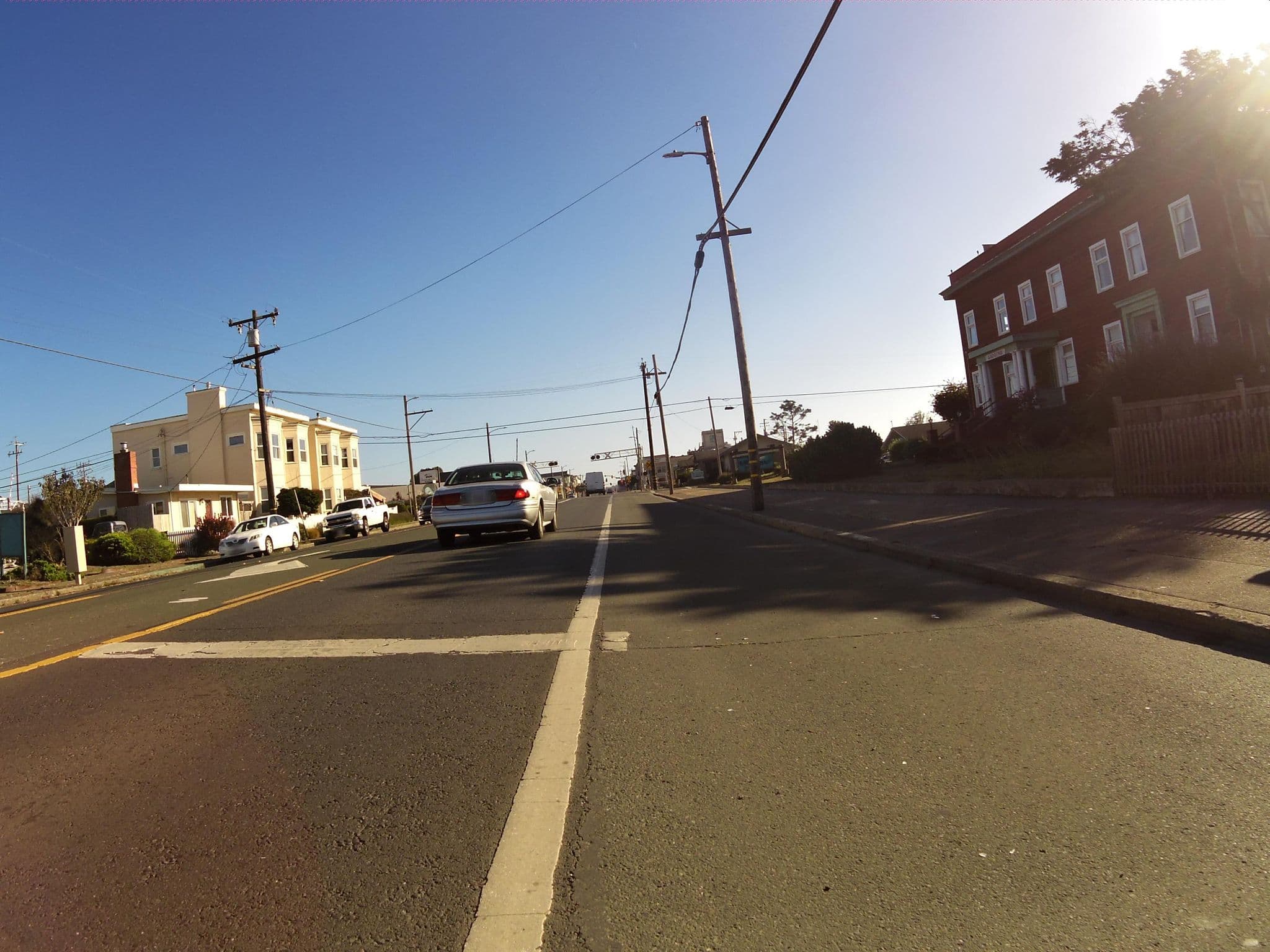 Street view near Sunshine Inn, Brooktrails — © andrewsnow (CC BY-SA · Mapillary)