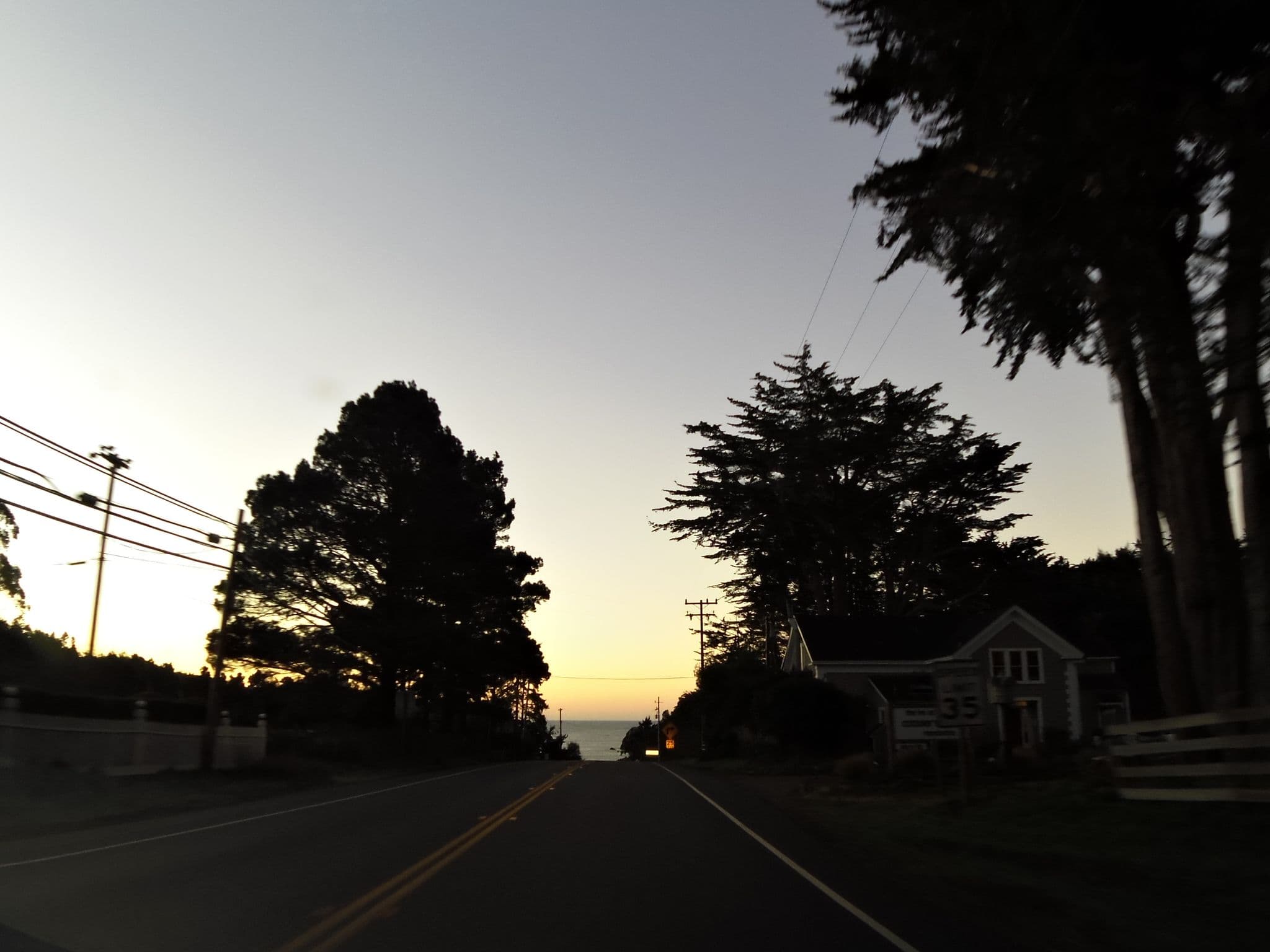 Street view near Glendeven Inn, Brooktrails — © andrewsnow (CC BY-SA · Mapillary)