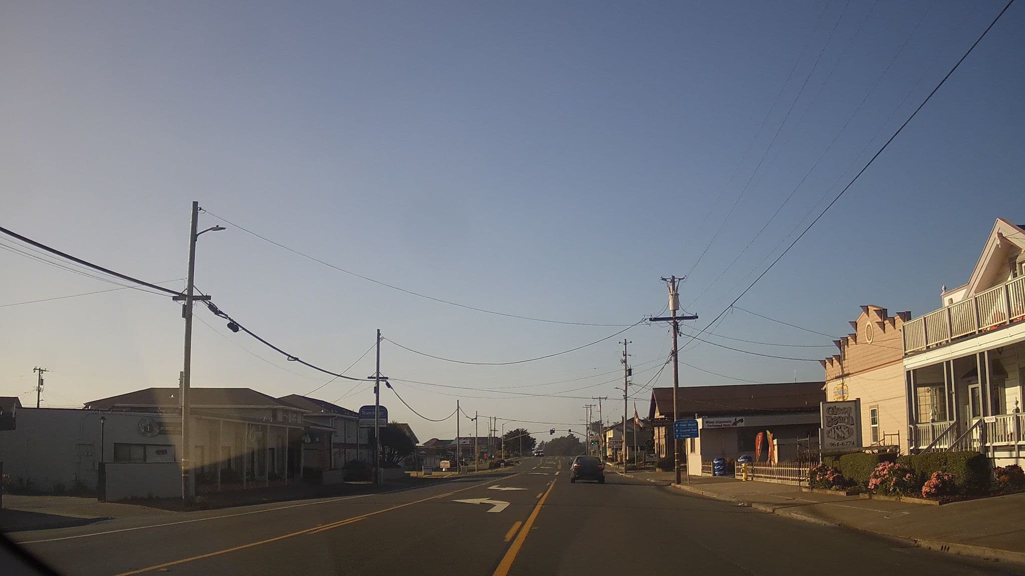 Street view near Glass Beach Inn, Brooktrails — © jalessio (CC BY-SA · Mapillary)