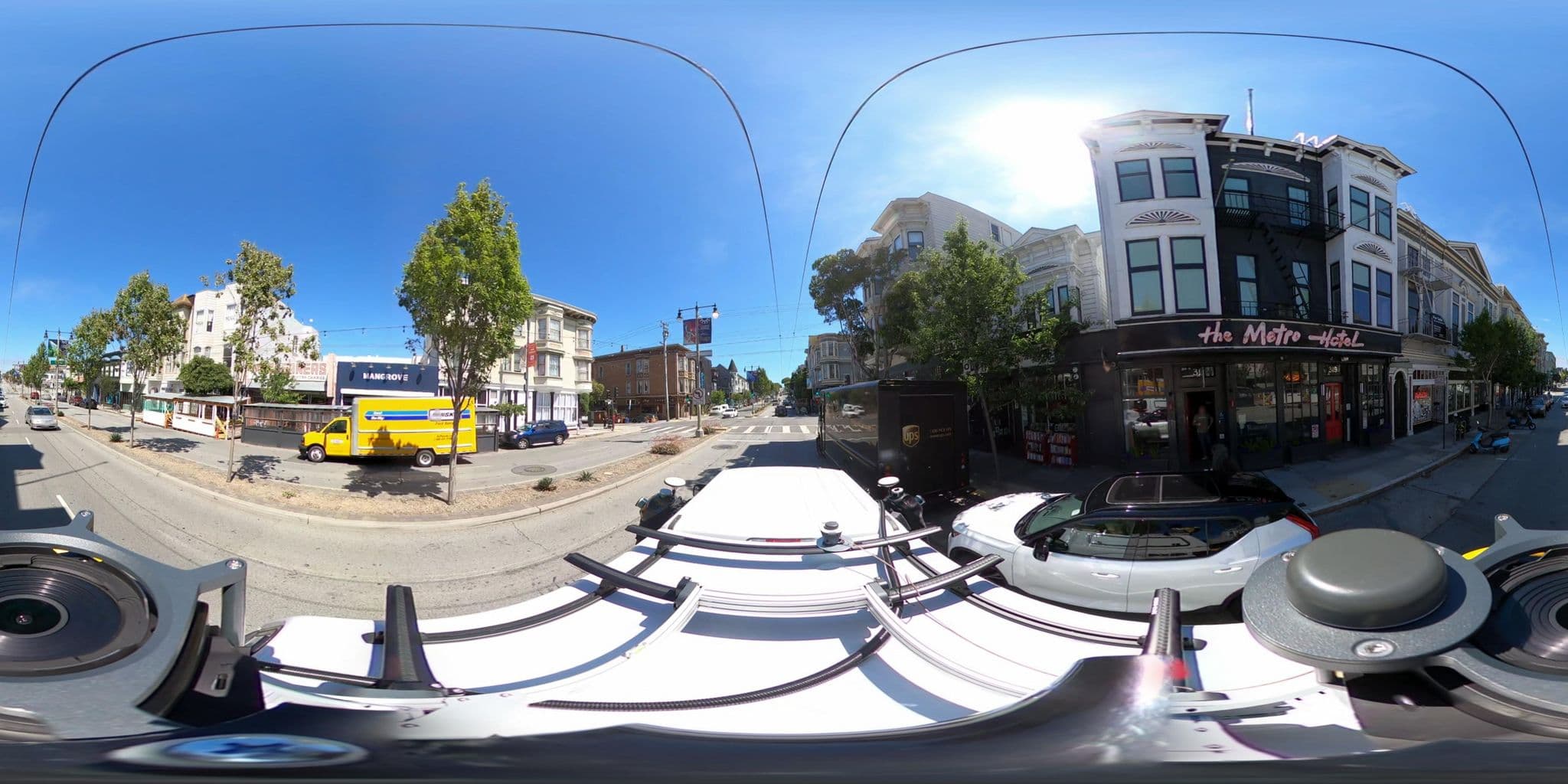 Street view near The Goldens Hotel, San Francisco — © compassdata (CC BY-SA · Mapillary)