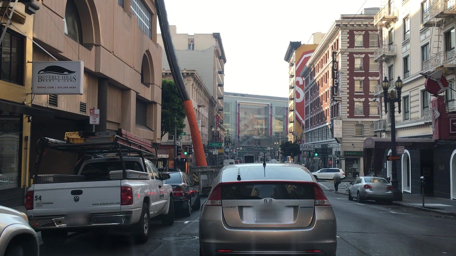 Street view near Parc 55, Chinatown — © lvl5 (CC BY-SA · Mapillary)