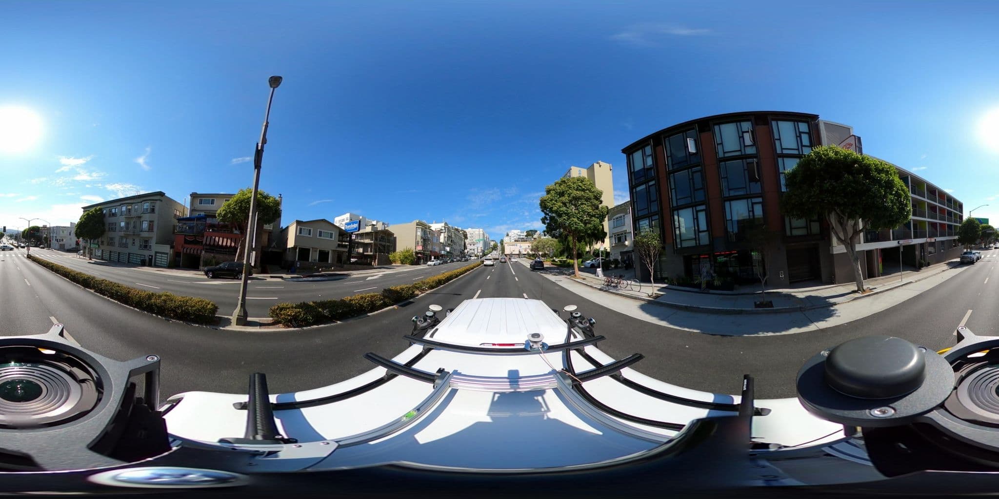 Street view near Samesun Hotel, Chinatown — © compassdata (CC BY-SA · Mapillary)