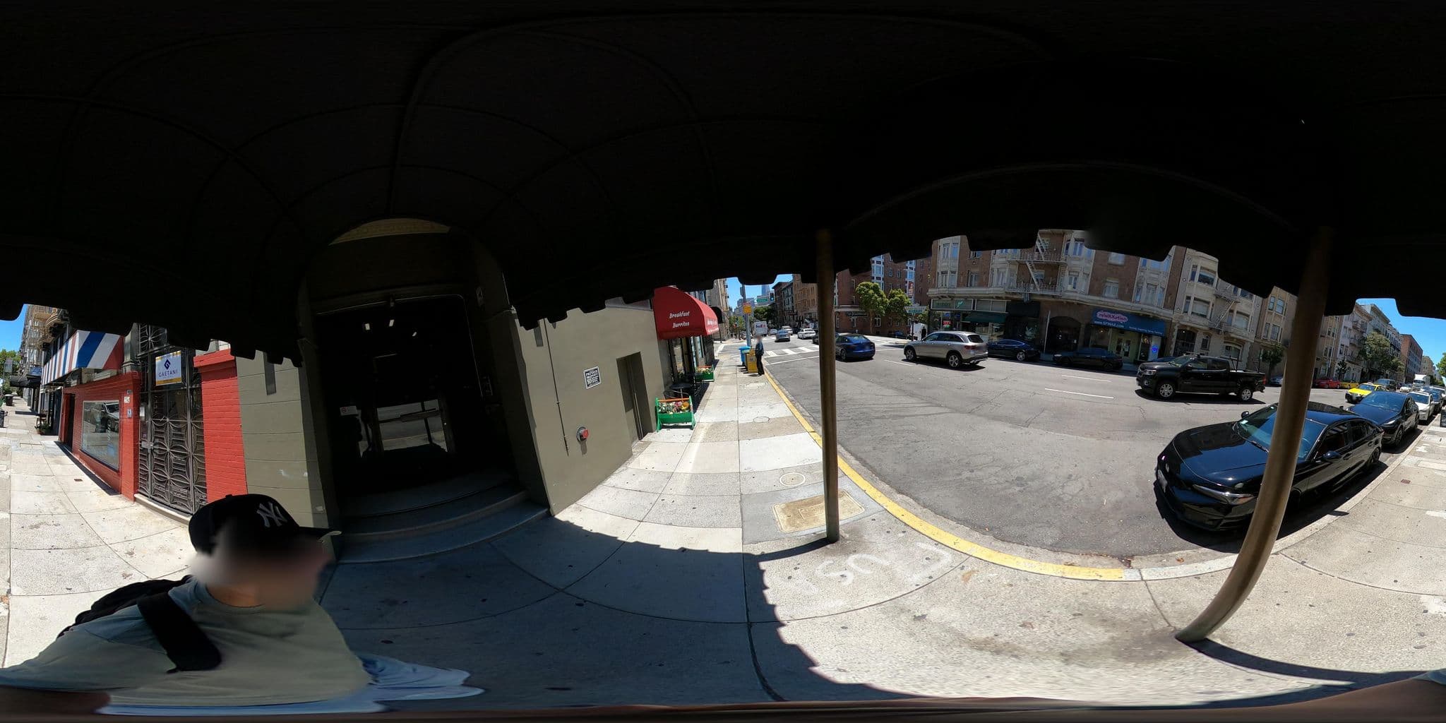 Street view near Balmoral Hotel, Chinatown — © milam (CC BY-SA · Mapillary)