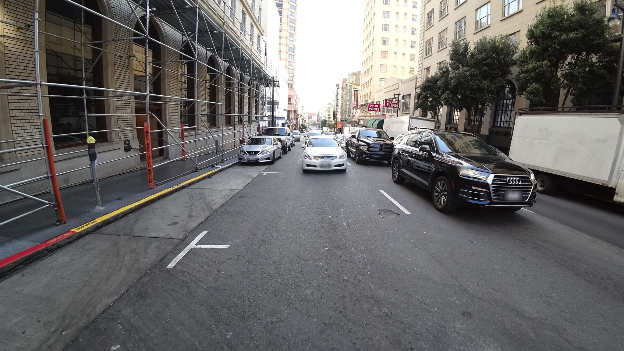 Street view near clift business center, Chinatown — © j_zhang (CC BY-SA · Mapillary)