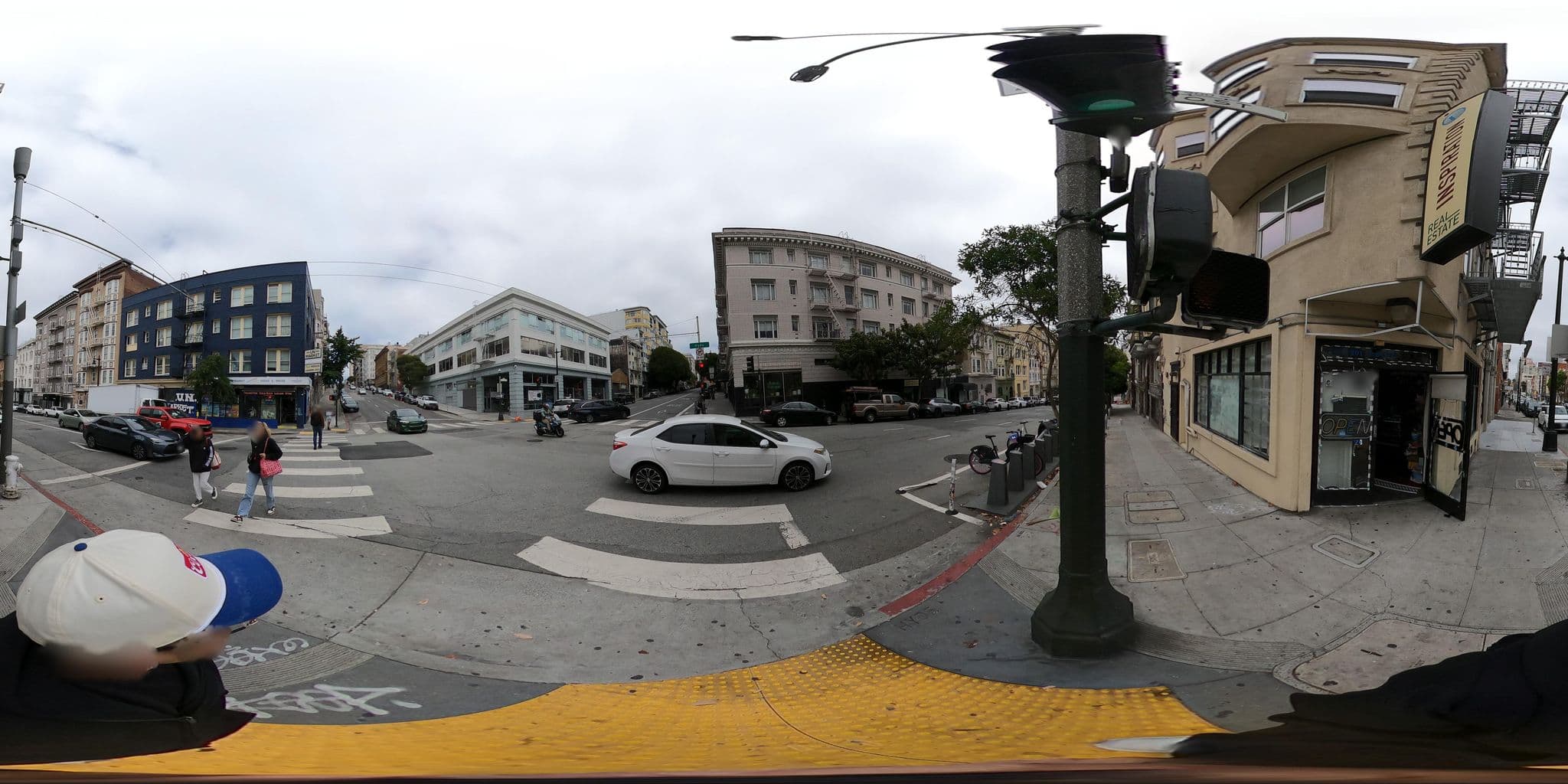 Street view near Rainbow Room, Chinatown — © milam (CC BY-SA · Mapillary)