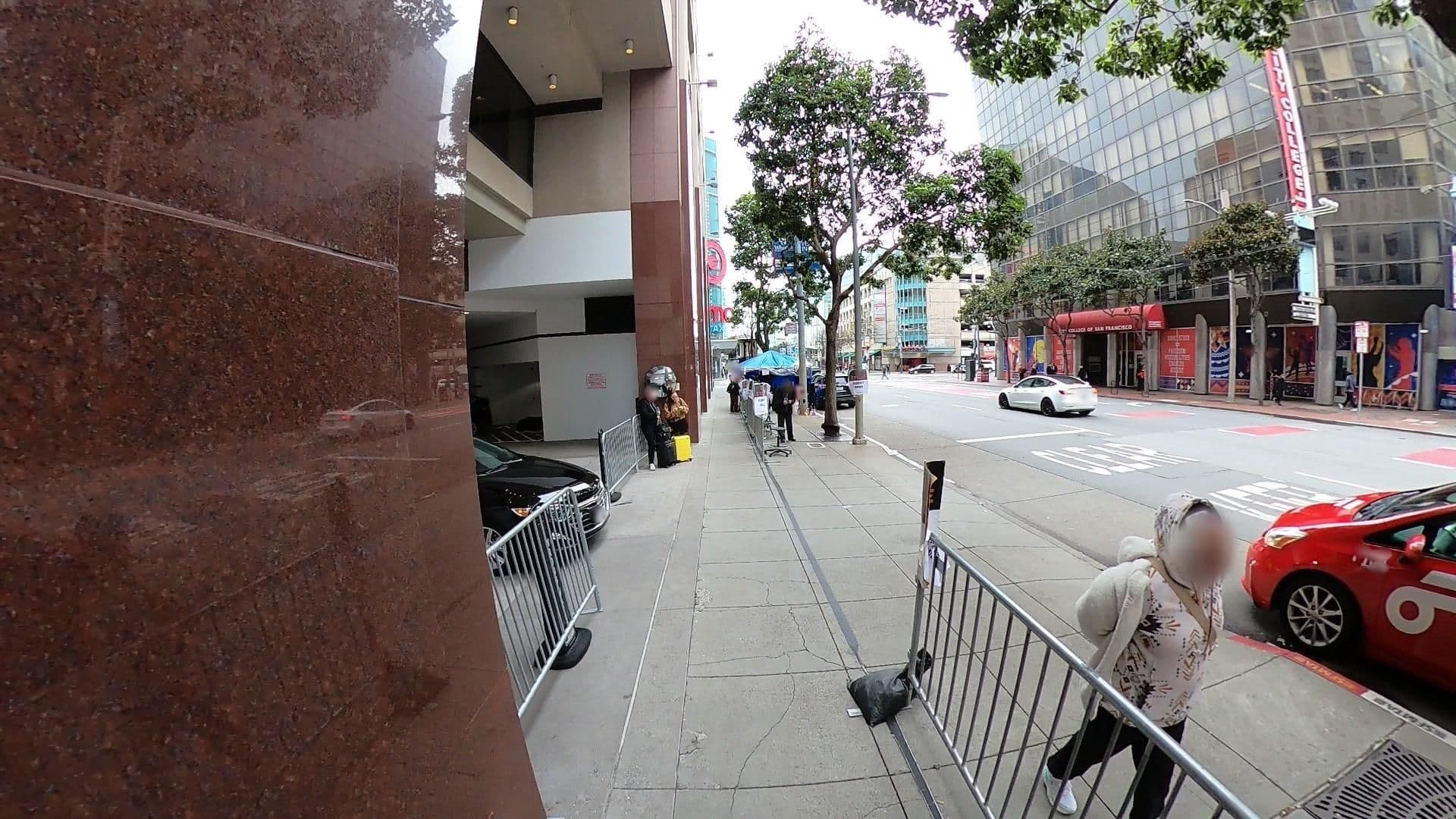 Street view near Hotel Hero Awards- Table 33, Chinatown — © pedestrian_mapping (CC BY-SA · Mapillary)