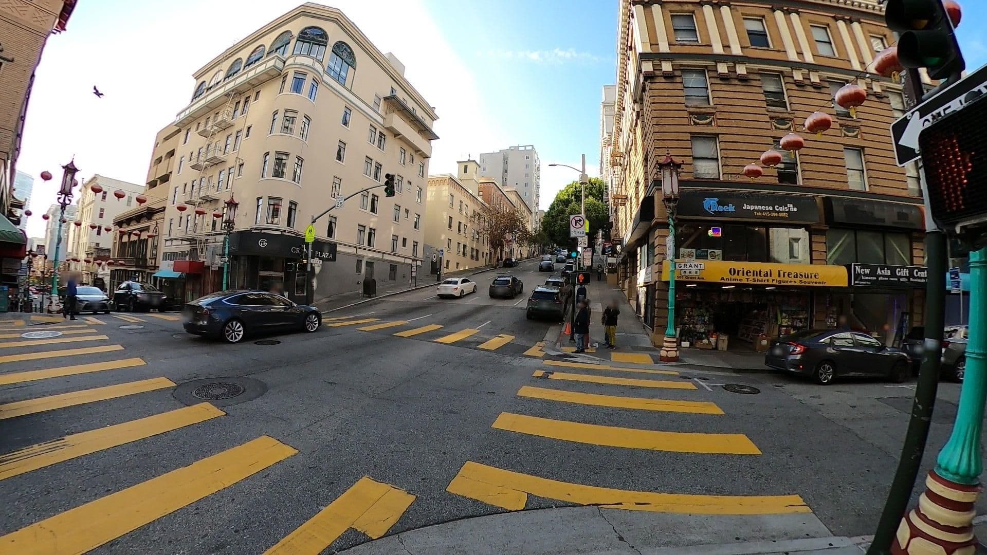 Street view near Grant Plaza Hotel, Chinatown — © pedestrian_mapping (CC BY-SA · Mapillary)