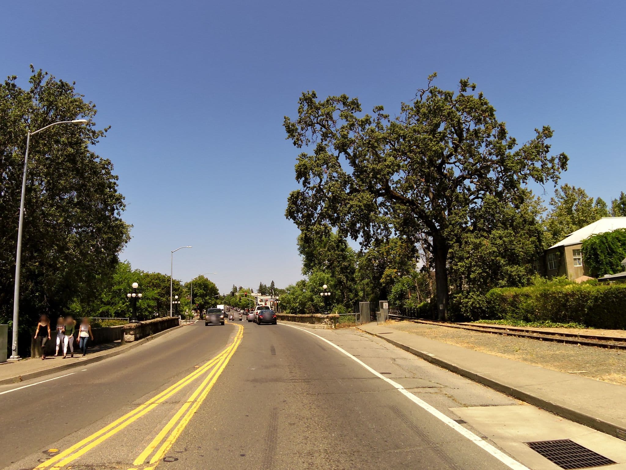 Street view near Poolside - Napa Valley Health Spa, Saint Helena — © andrewsnow (CC BY-SA · Mapillary)