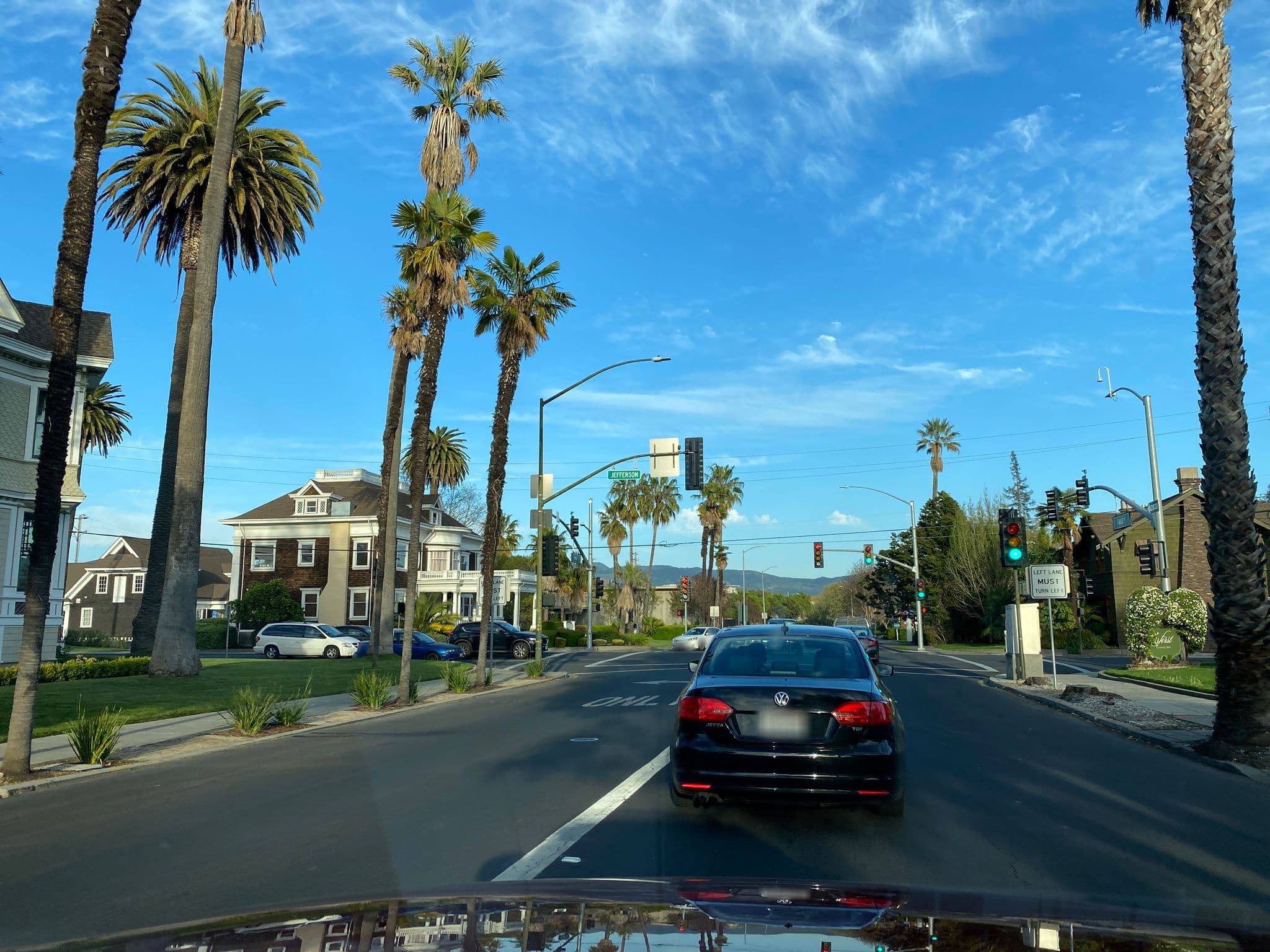 Street view near White House Inn BNB, Napa — © eneerhut (CC BY-SA · Mapillary)