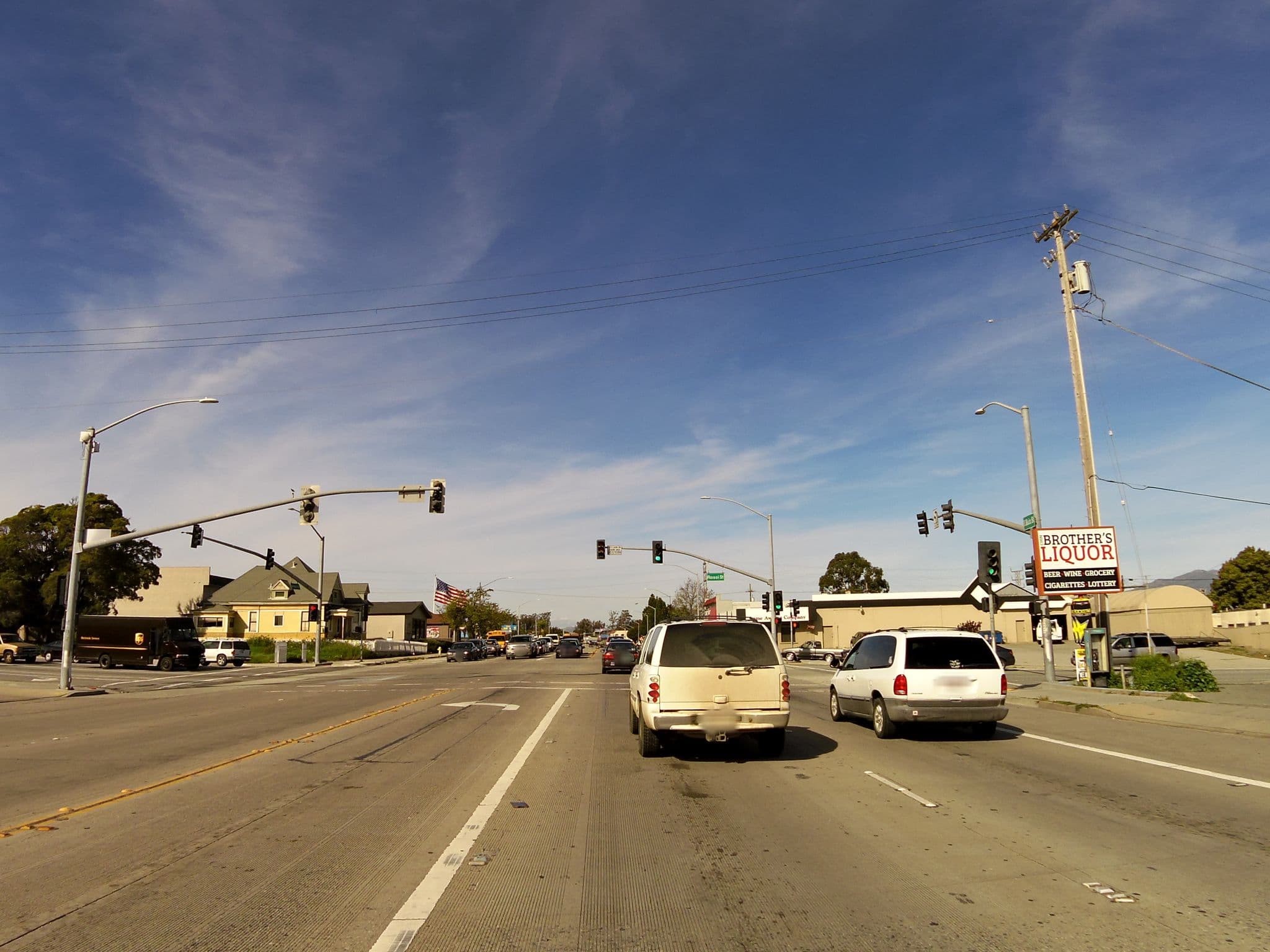 Street view near Travelere Motel, Salinas — © andrewsnow (CC BY-SA · Mapillary)
