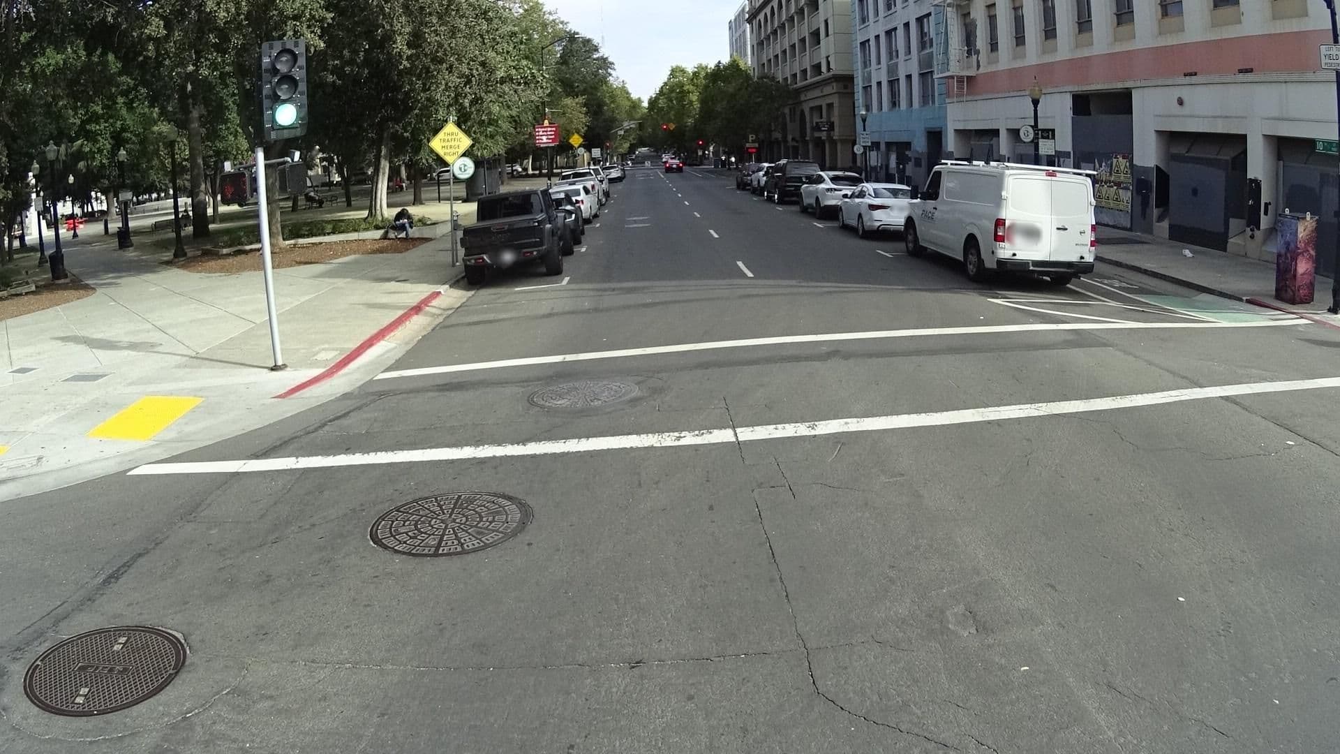 Street view near Biltmore Hotel, Sacramento — © marker_geo (CC BY-SA · Mapillary)