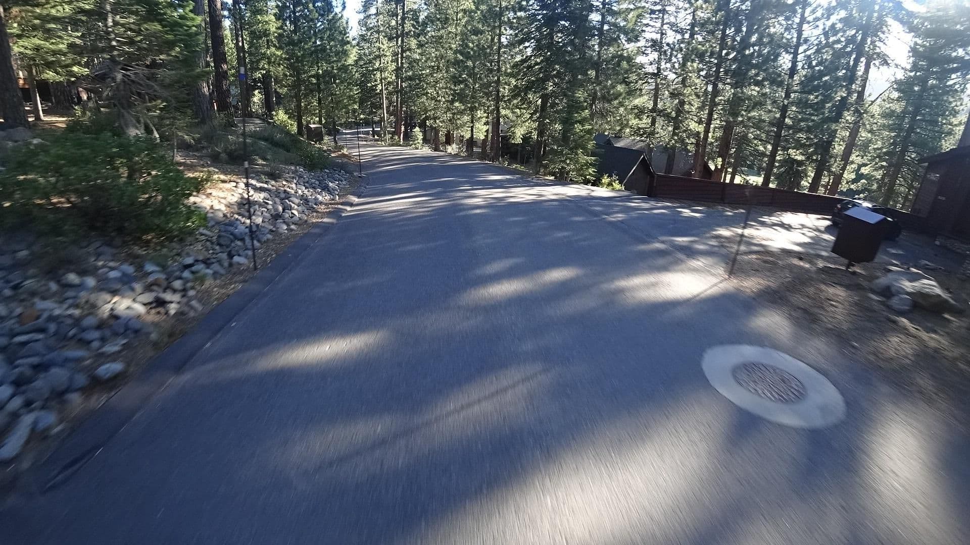 Street view near Casa De Lobos, Truckee — © marker_geo (CC BY-SA · Mapillary)