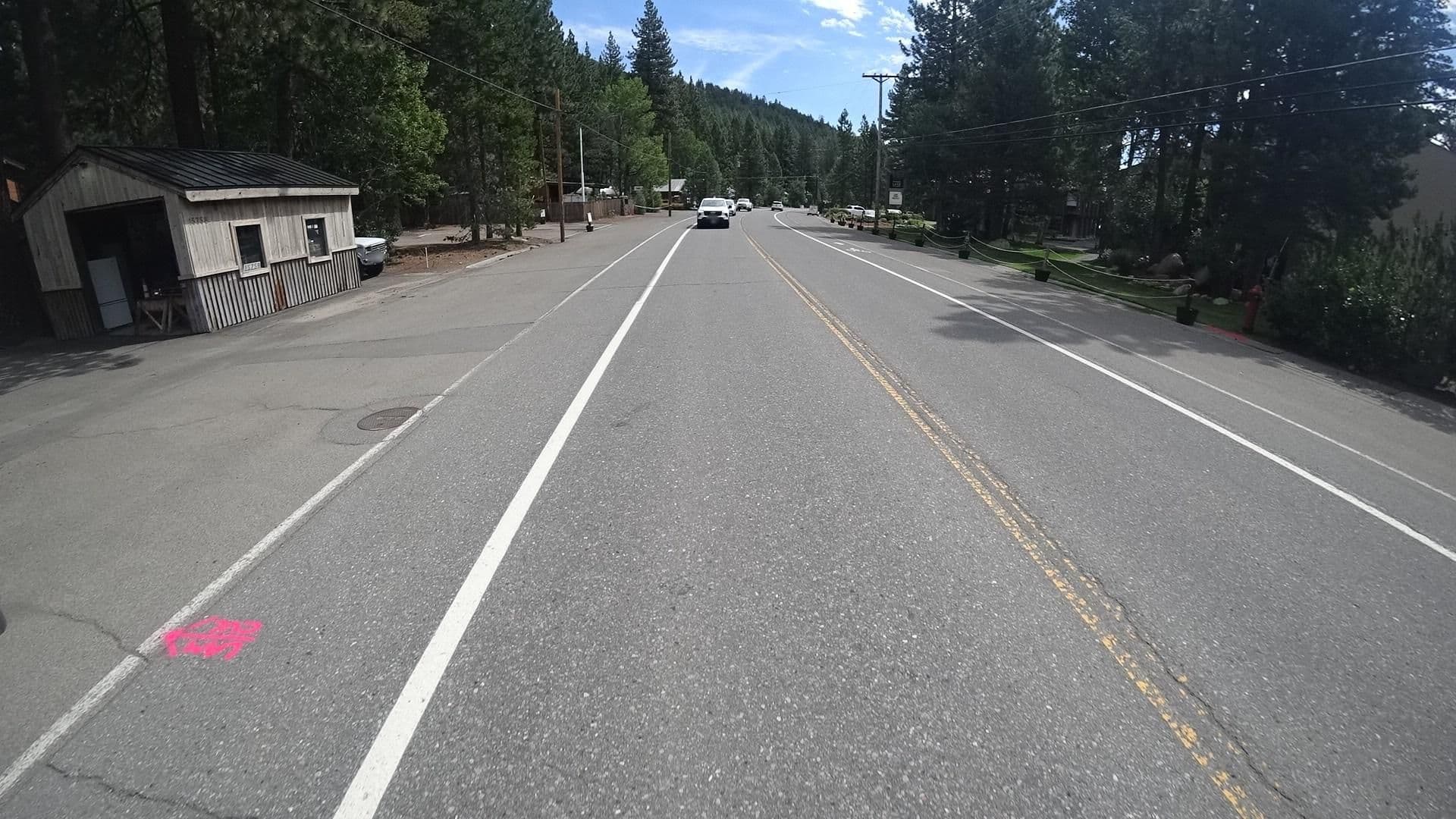 Street view near Richards Motel, Truckee — © marker_geo (CC BY-SA · Mapillary)