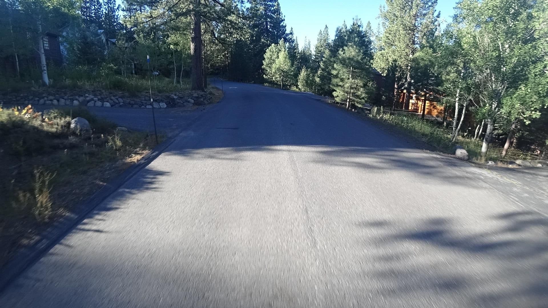 Street view near Noonan Lodge, Truckee — © marker_geo (CC BY-SA · Mapillary)