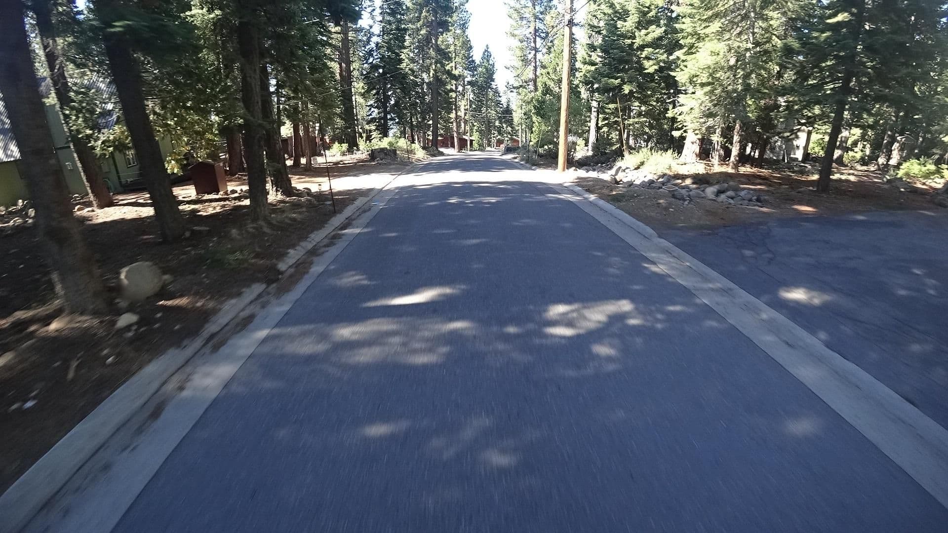 Street view near Belugastan, Tahoe Vista — © marker_geo (CC BY-SA · Mapillary)