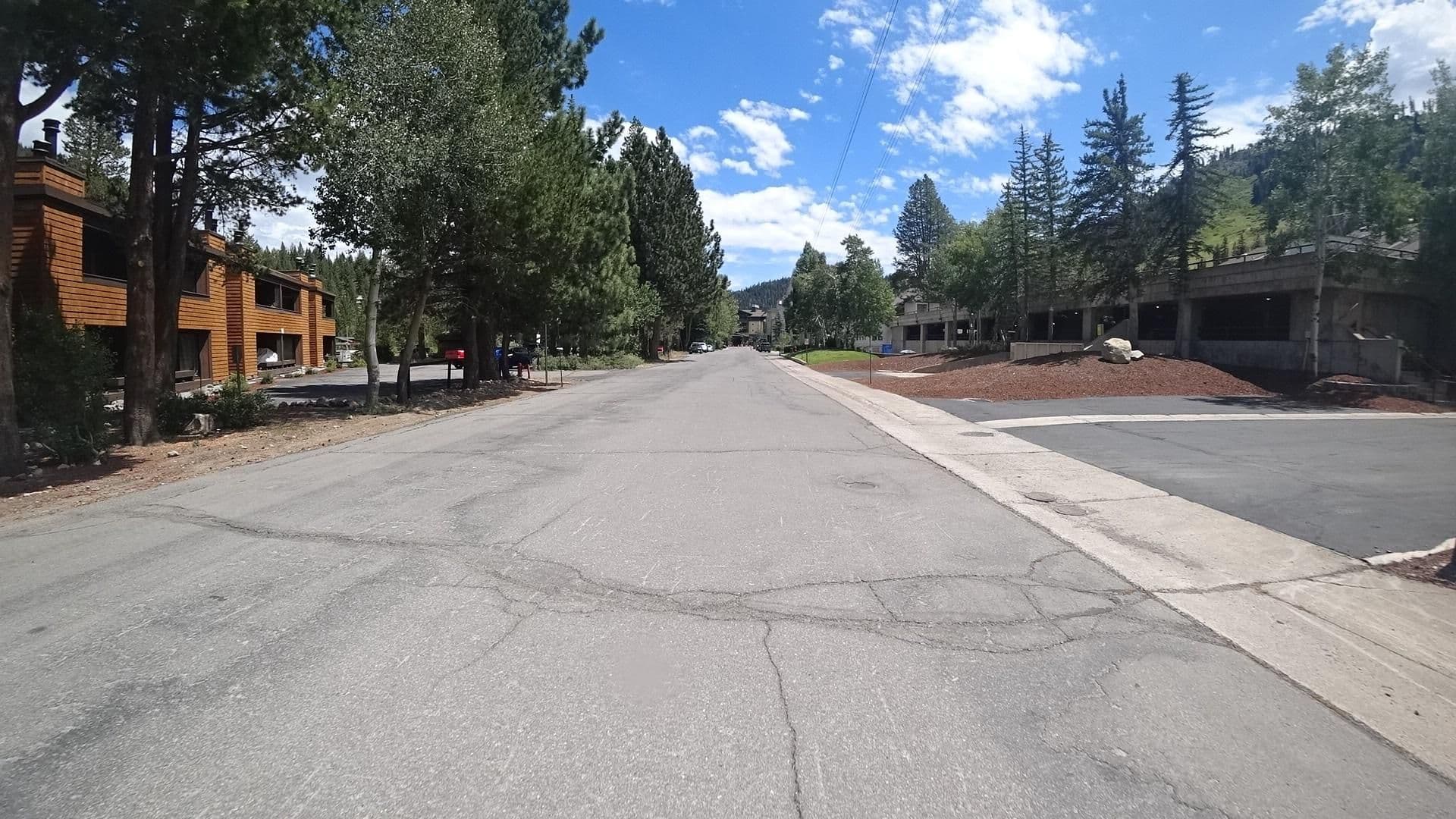 Street view near UCA West Coast Work Week '12, Sunnyside-Tahoe City — © marker_geo (CC BY-SA · Mapillary)