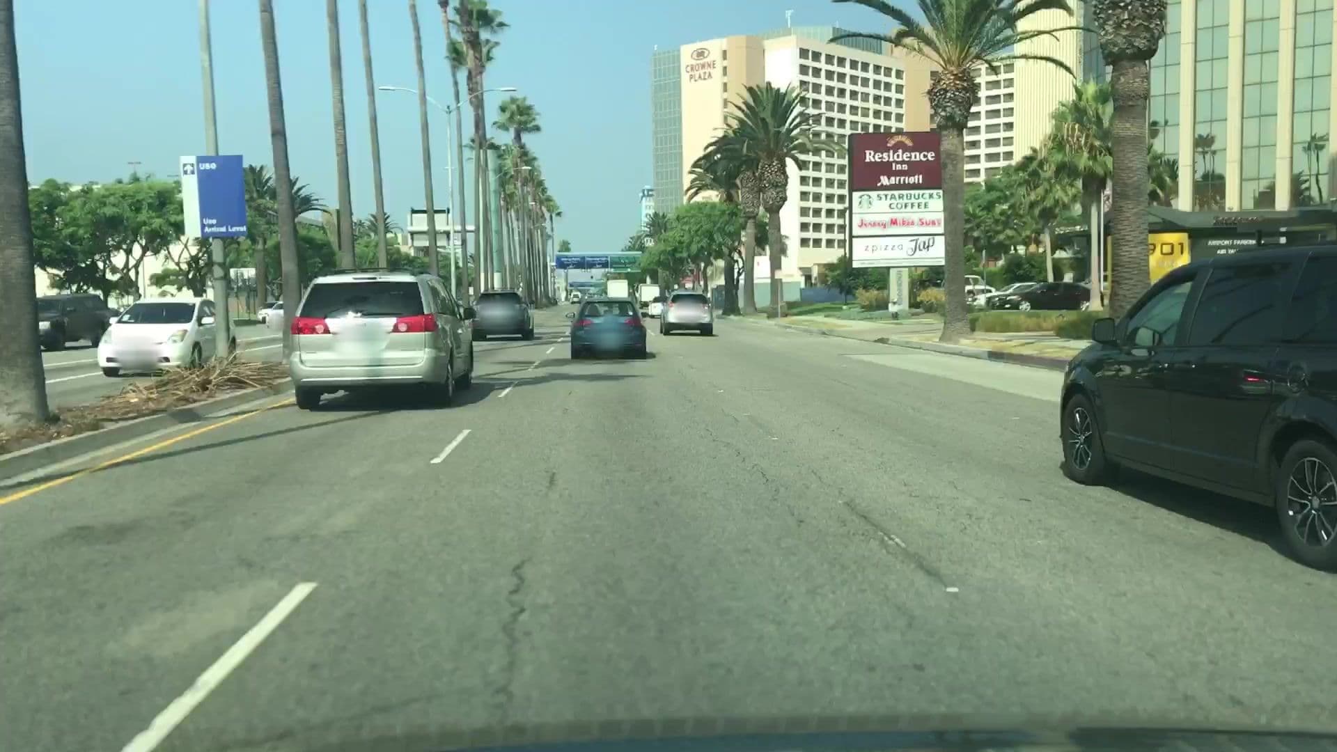 Street view near Hilton LAX Shuttle, Lennox — © lvl5 (CC BY-SA · Mapillary)