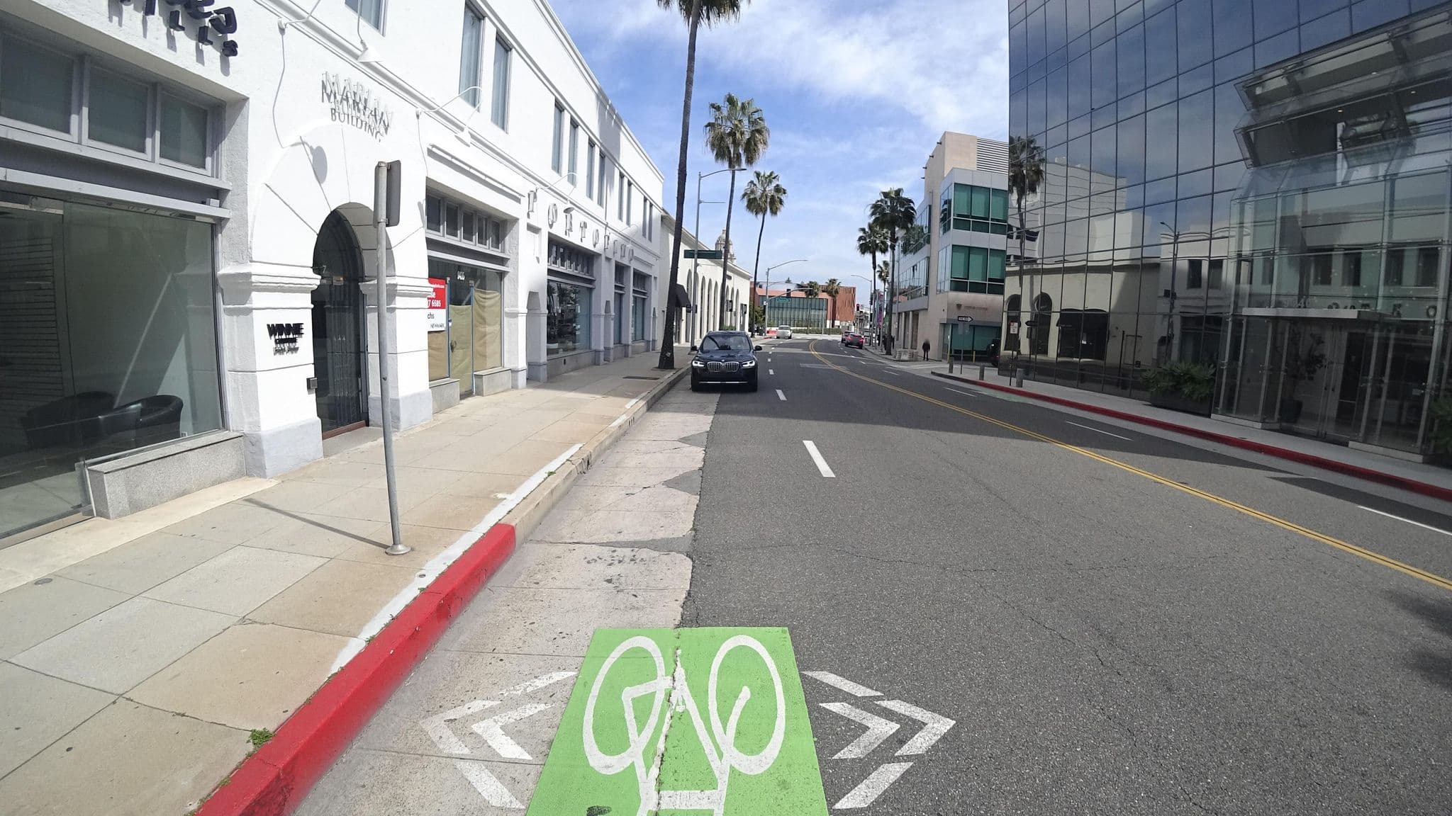 Street view near Stay Awhile Villas, Beverly Hills — © marker_geo (CC BY-SA · Mapillary)