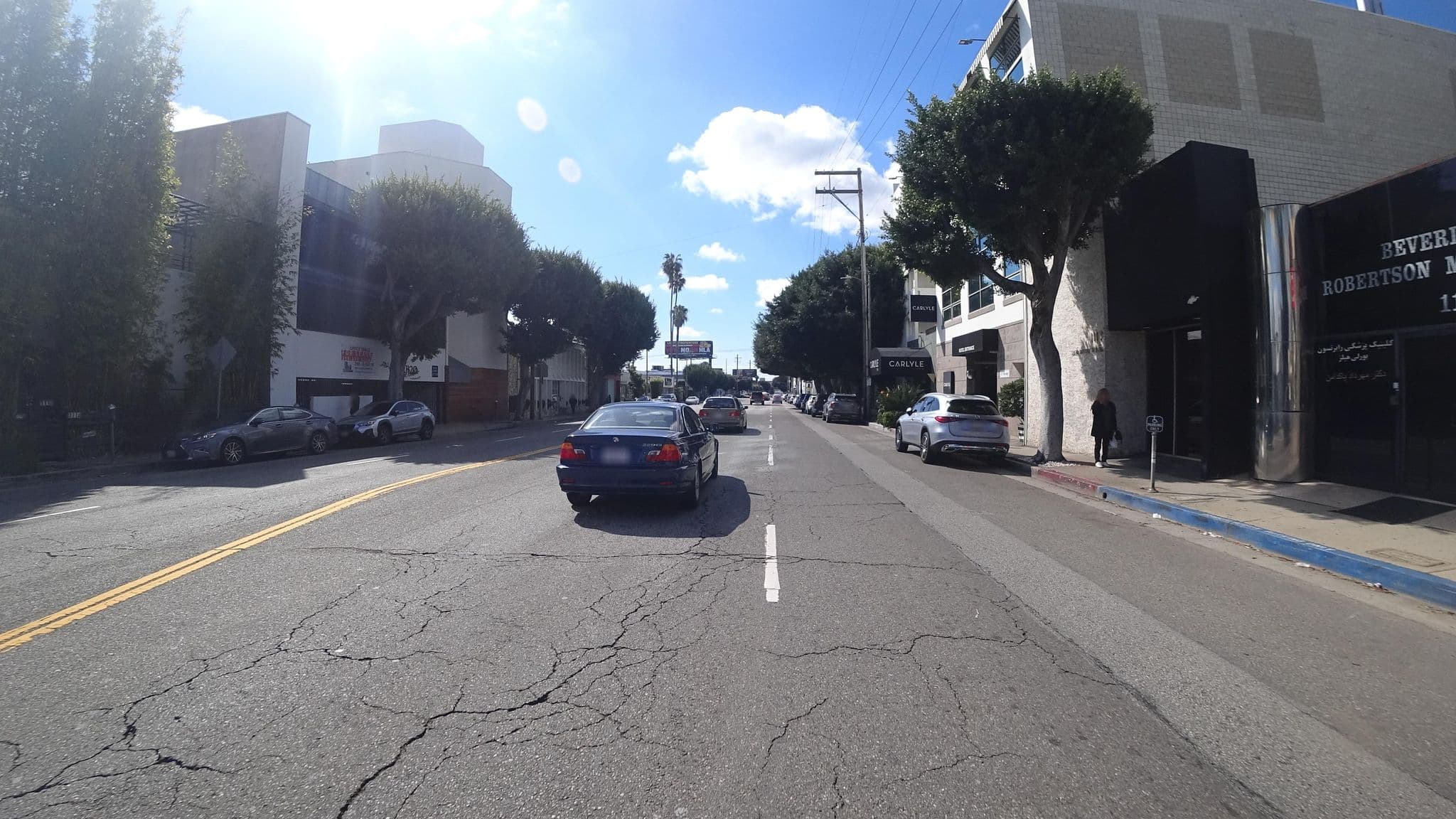 Street view near Swiss Inn, Beverly Hills — © marker_geo (CC BY-SA · Mapillary)