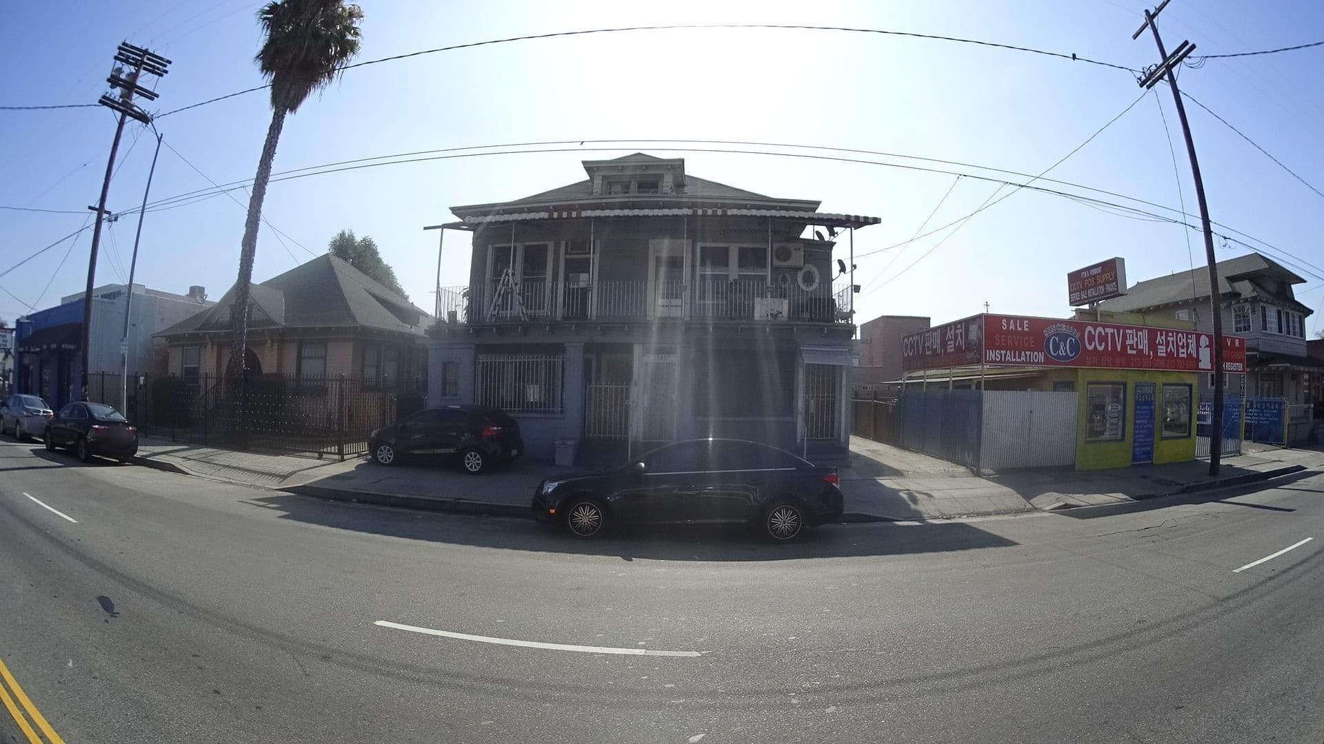 Street view near Knights Inn Los Angeles - Downtown, Koreatown — © mly_la (CC BY-SA · Mapillary)