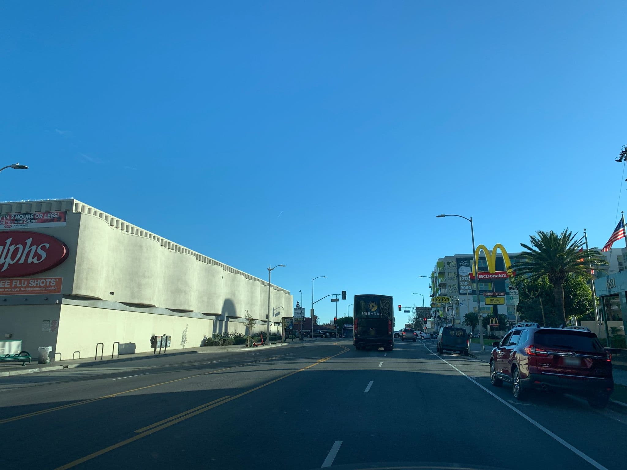 Street view near Garden Suites Hotel & Resort, Koreatown — © turne514 (CC BY-SA · Mapillary)