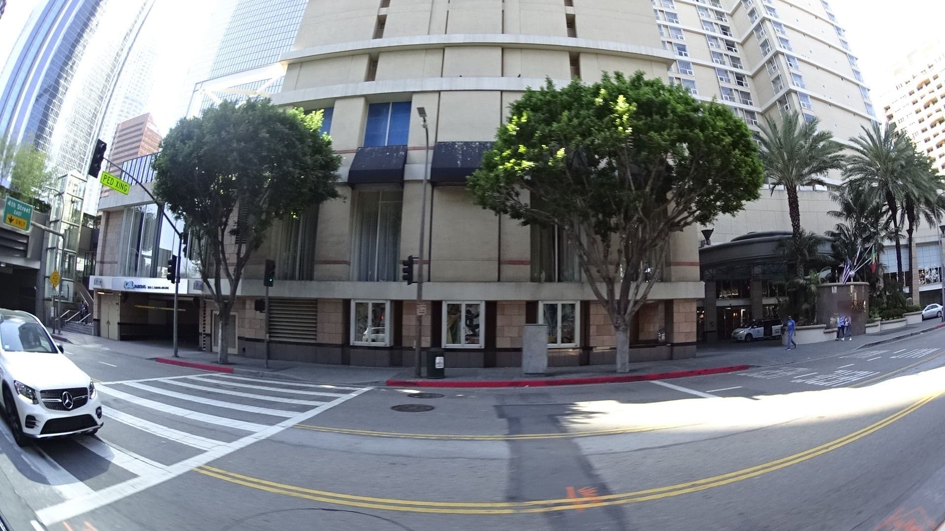Street view near Omni Hotel - Bunker Hill Room, Los Angeles — © mly_la (CC BY-SA · Mapillary)