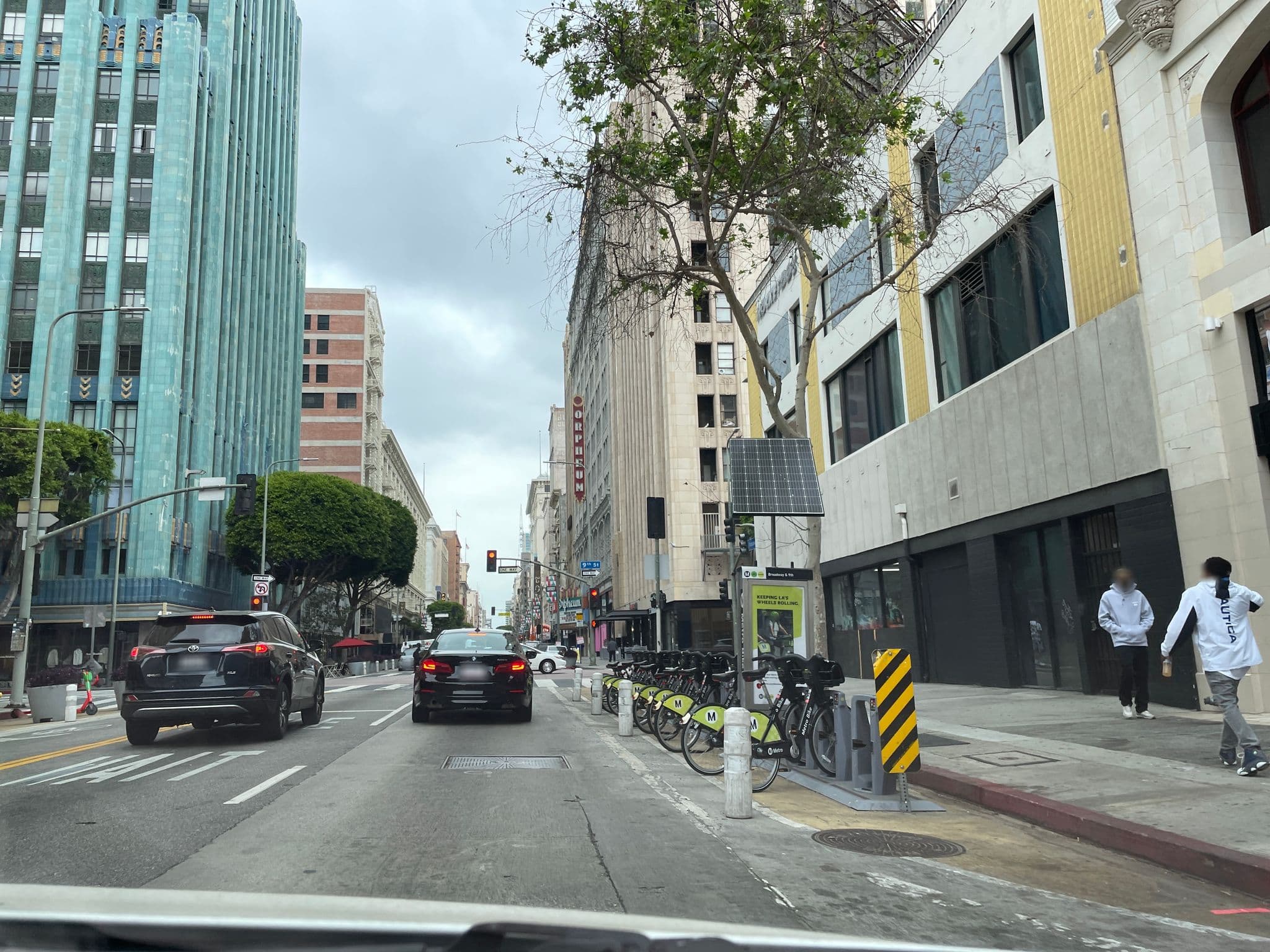Street view near Hotel Cortez, Los Angeles — © etunell (CC BY-SA · Mapillary)