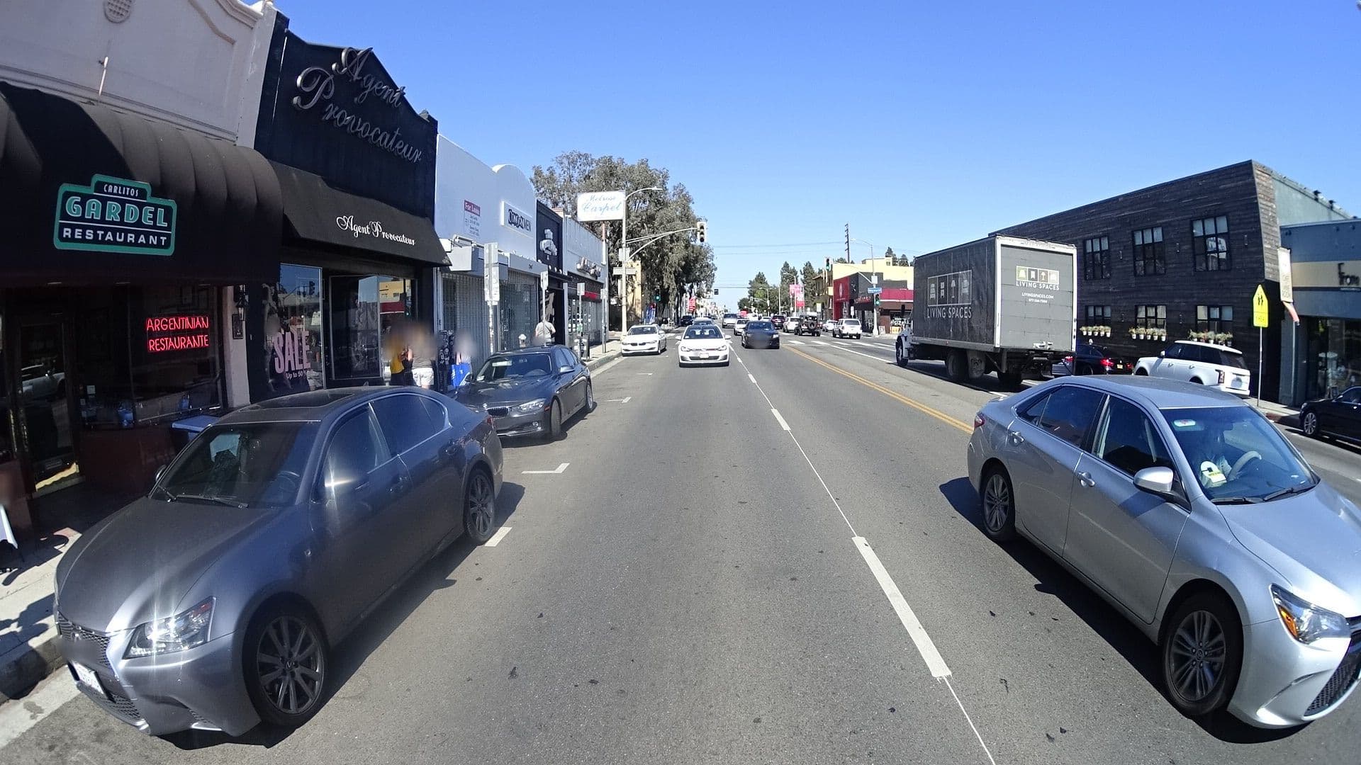 Street view near Orbit Hotel, Beverly Hills — © mly_la (CC BY-SA · Mapillary)
