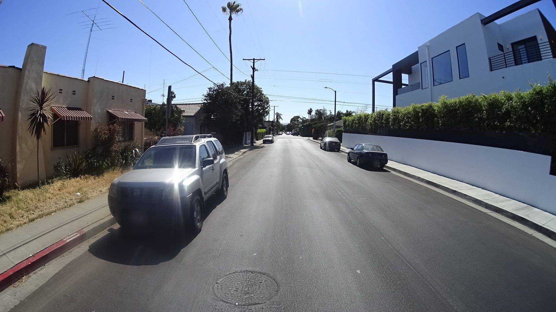 Street view near Laurel Inn, Beverly Hills — © mly_la (CC BY-SA · Mapillary)