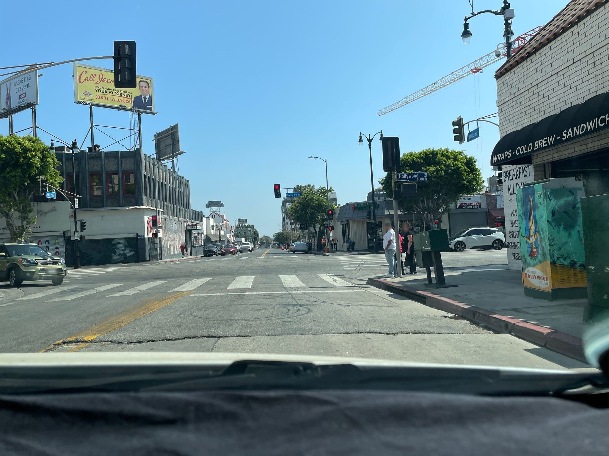 Street view near Mark Twain Hotel, Hollywood — © etunell (CC BY-SA · Mapillary)