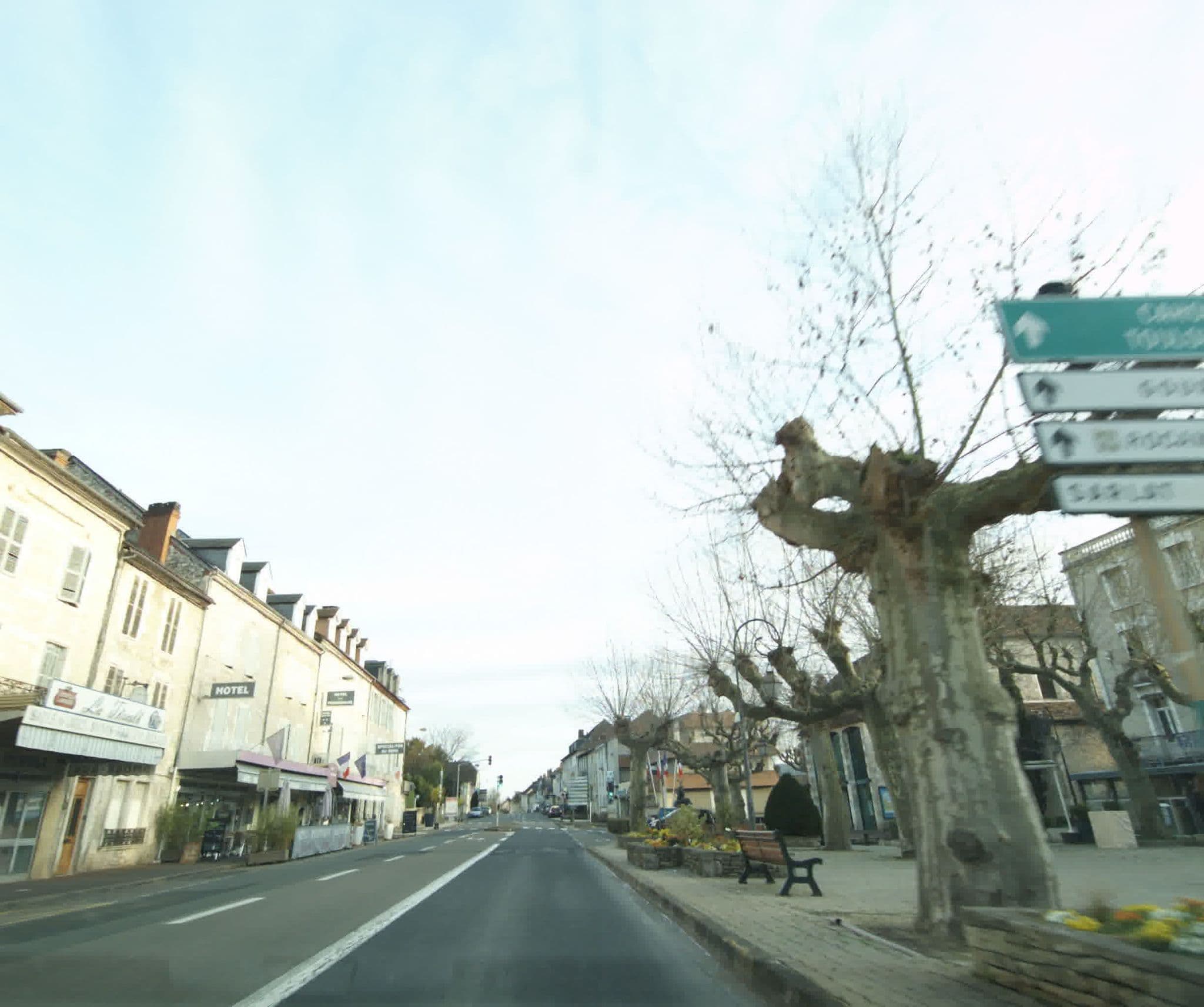 Street view near Le Grand Hotel, Souillac — © sogefi (CC BY-SA · Mapillary)