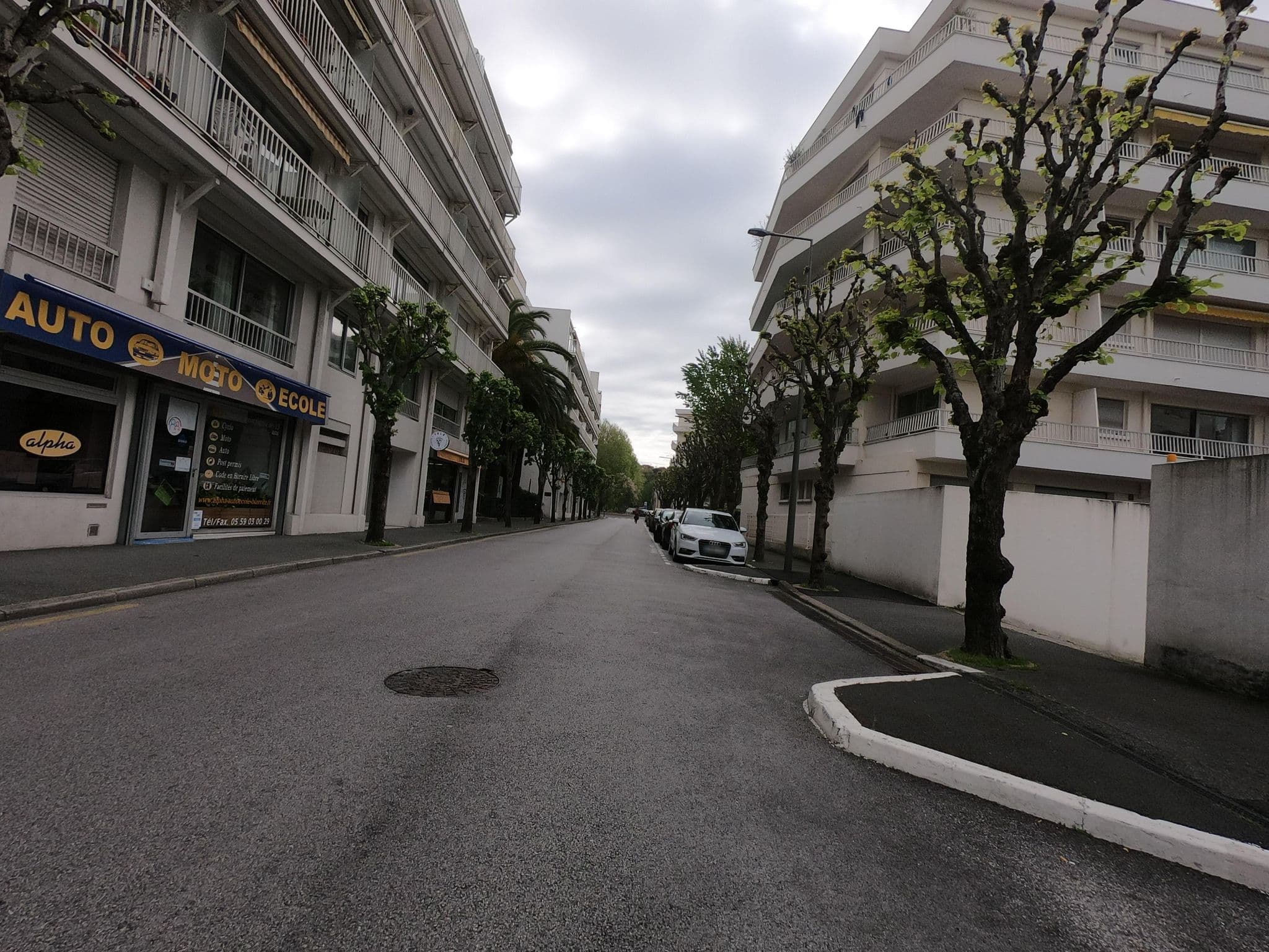 Street view near Sisi, Biarritz — © txominh (CC BY-SA · Mapillary)