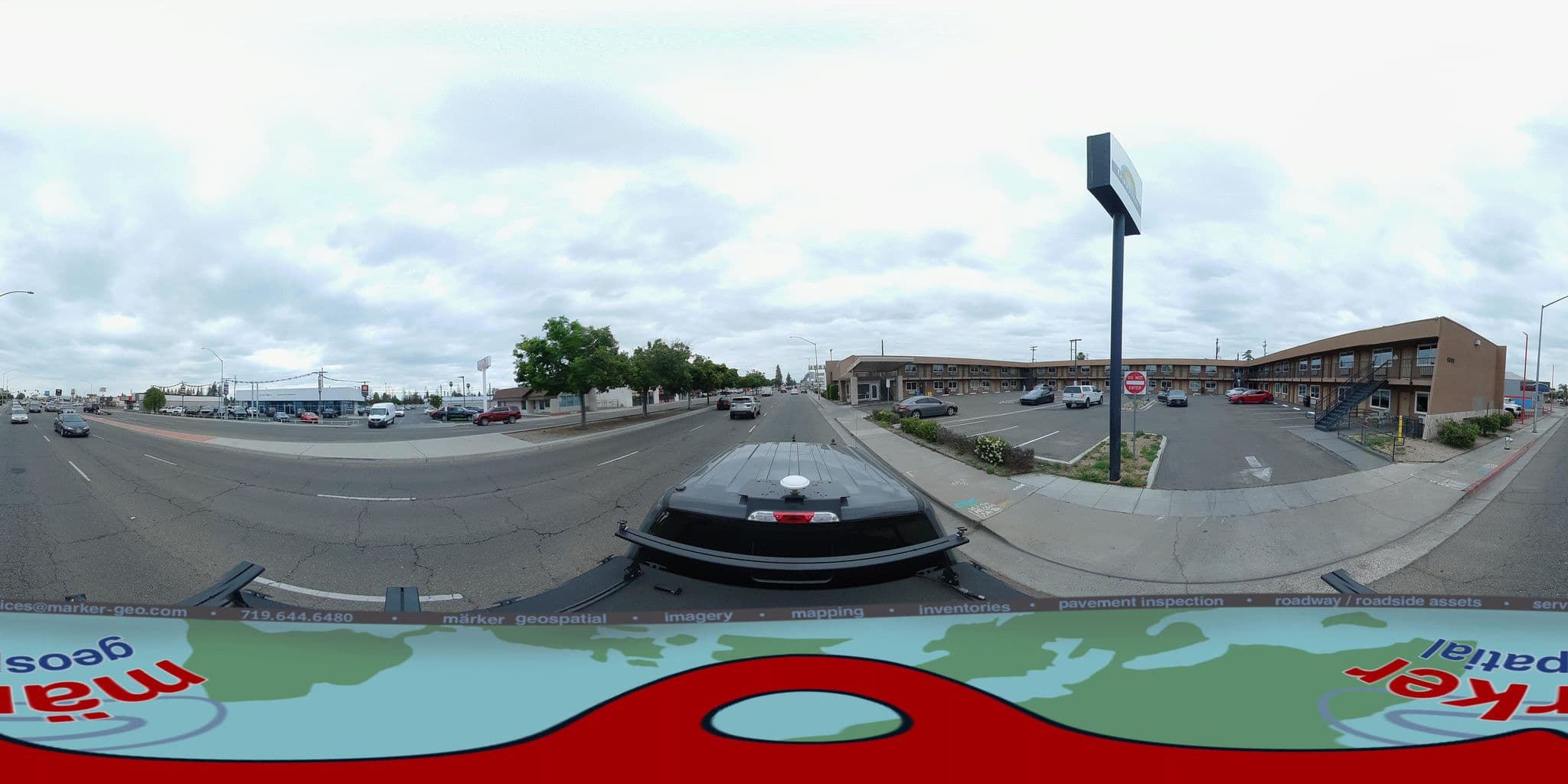Street view near River Park Inn, Old Fig Garden — © marker_geo1 (CC BY-SA · Mapillary)