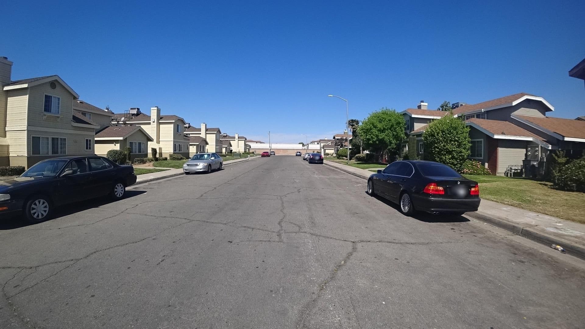 Street view near Hostel, Old Fig Garden — © marker_geo (CC BY-SA · Mapillary)