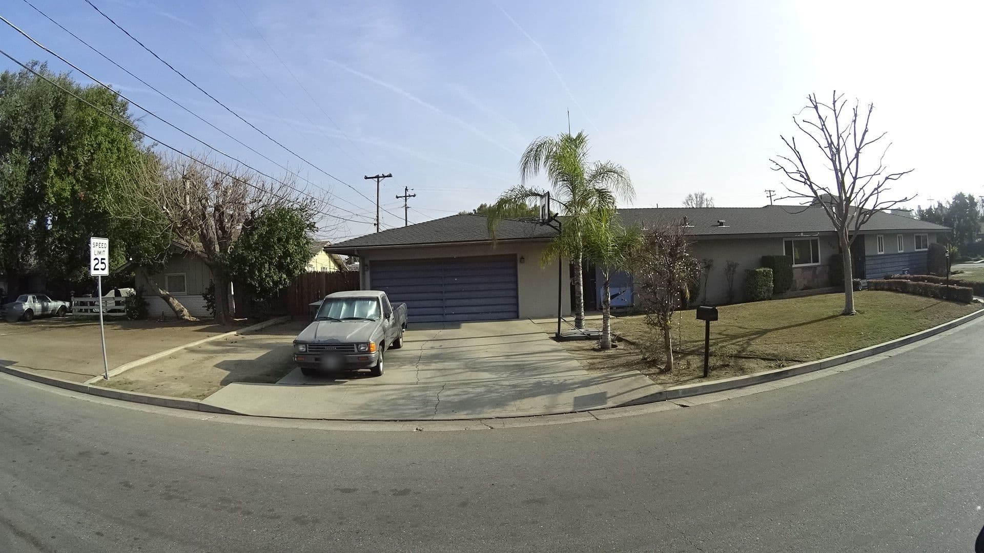 Street view near Brookes Ride, Bakersfield — © marker_geo (CC BY-SA · Mapillary)