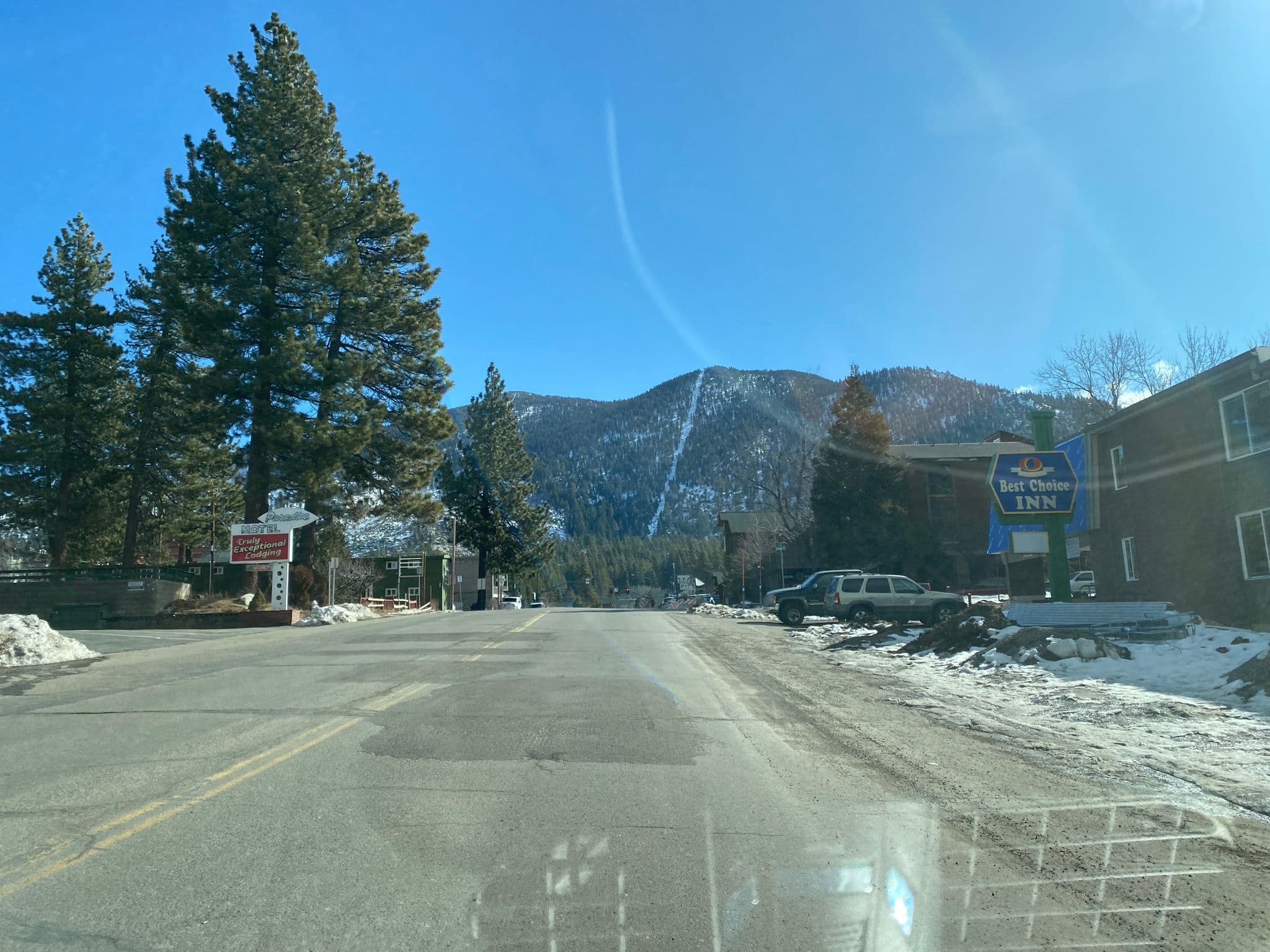 Street view near Best Choice Inn, South Lake Tahoe — © brian7760 (CC BY-SA · Mapillary)