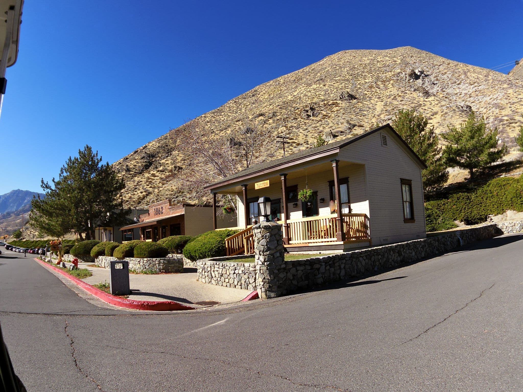 Street view near Holiday Inn Club Vacations David Walley's Resort, Kingsbury — © nmixter (CC BY-SA · Mapillary)
