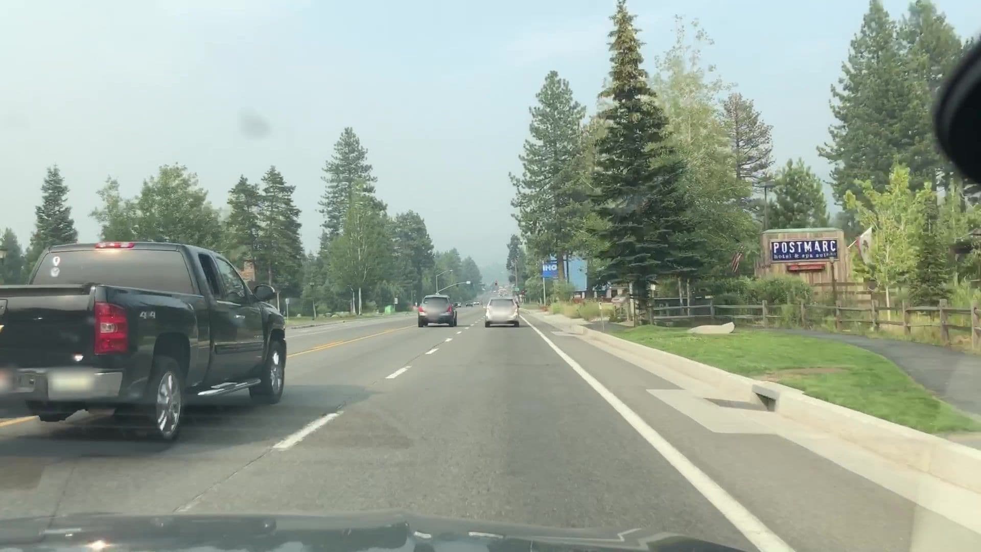 Street view near Fantasy Inn, South Lake Tahoe — © lvl5 (CC BY-SA · Mapillary)